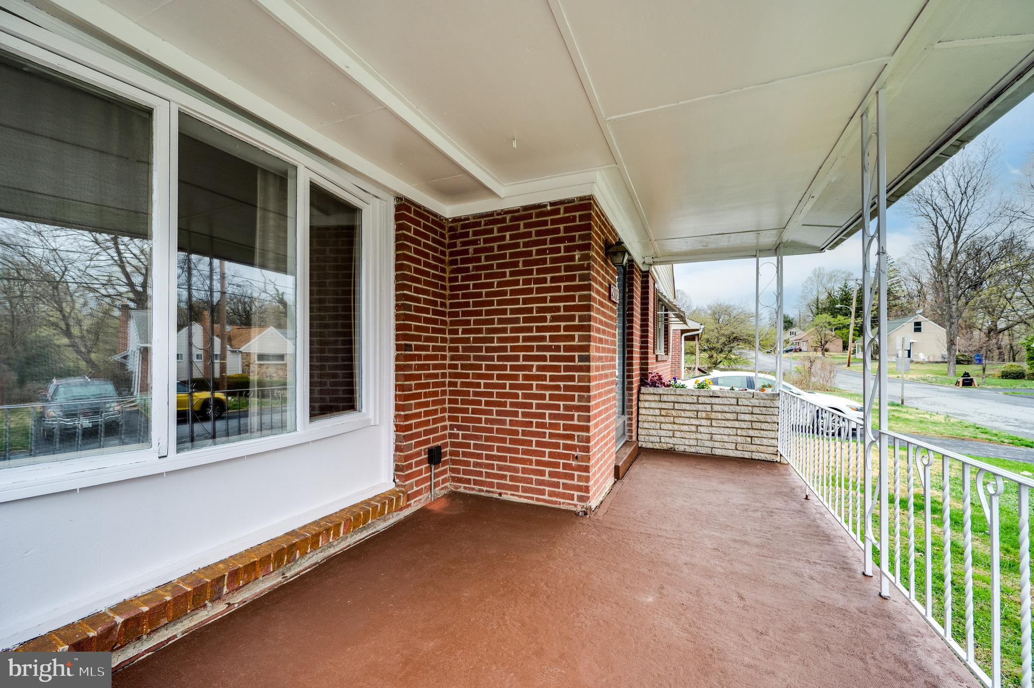 GREENFIELDS - Residential