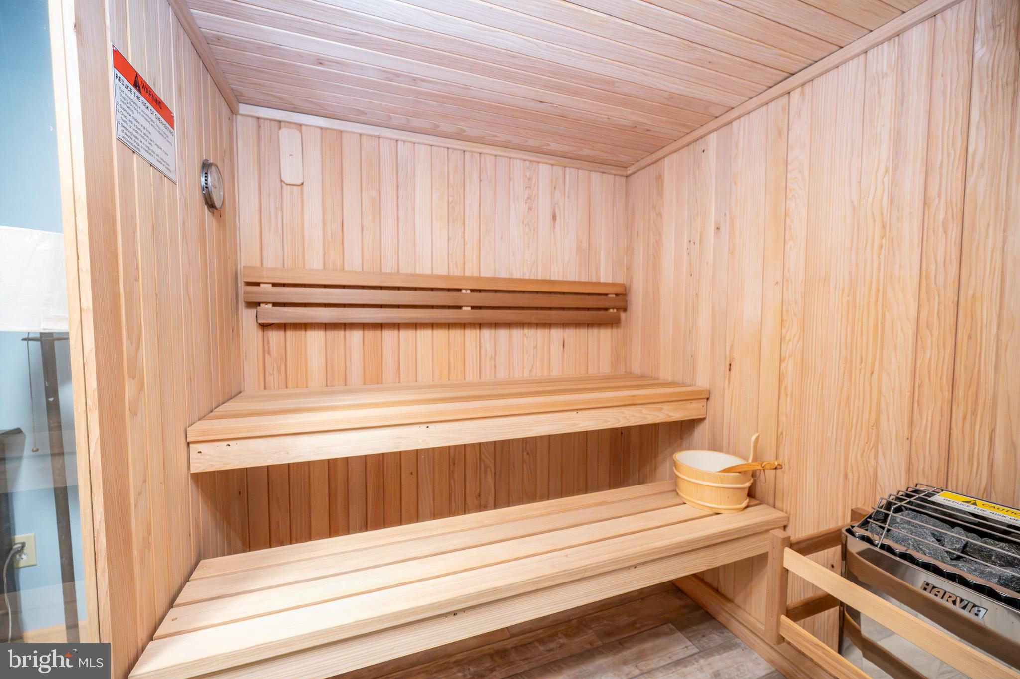 CHESTNUT GROVE - Residential