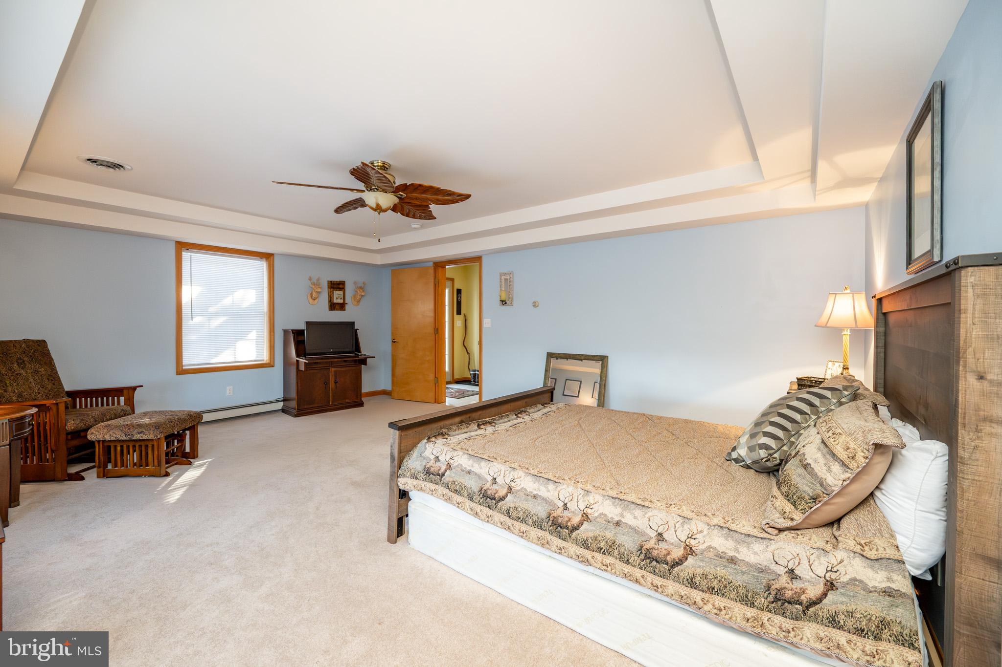 CHESTNUT GROVE - Residential