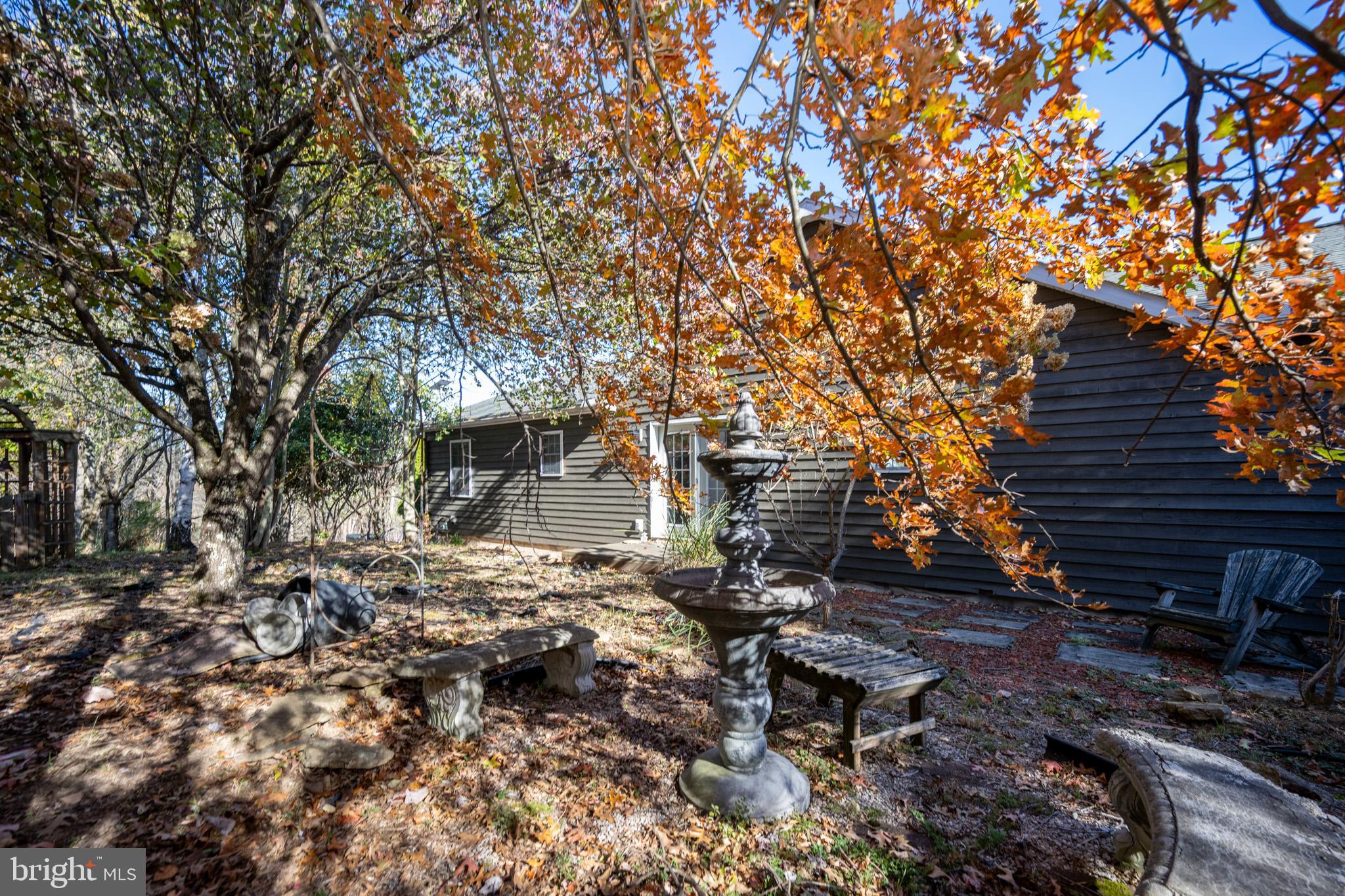 CHESTNUT GROVE - Residential