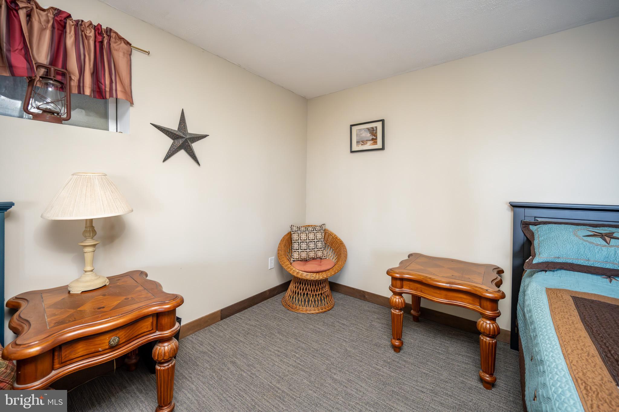 CHESTNUT GROVE - Residential