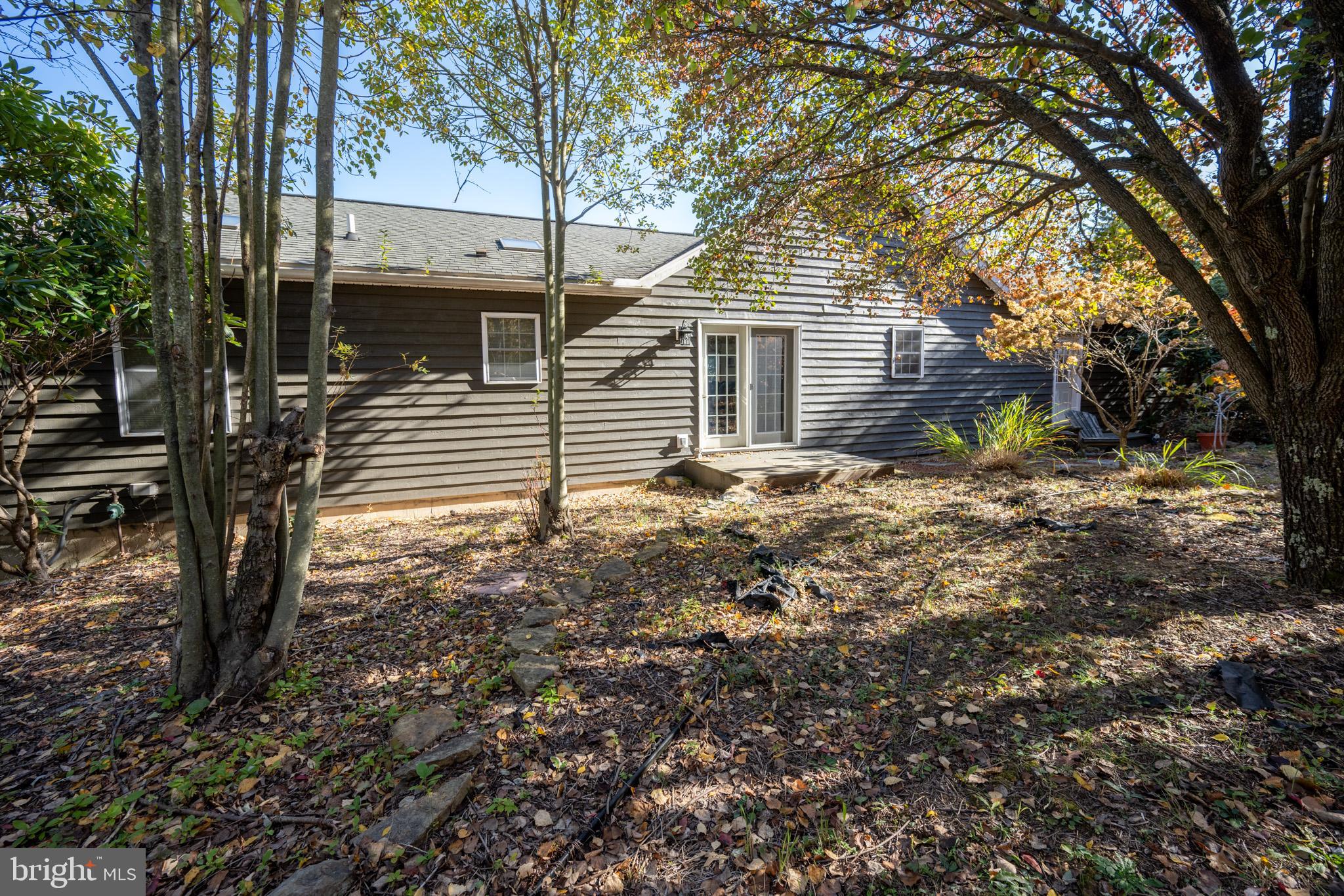 CHESTNUT GROVE - Residential