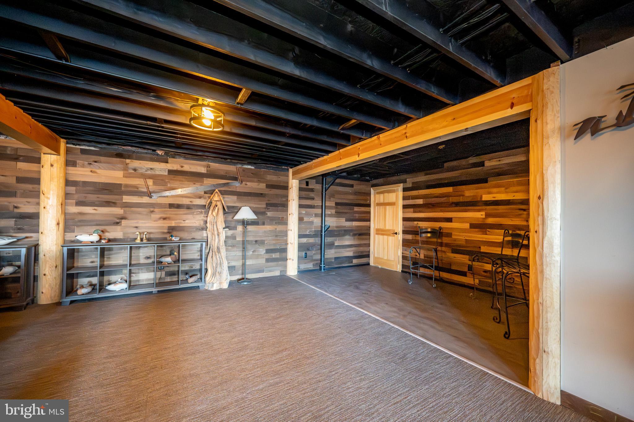 CHESTNUT GROVE - Residential