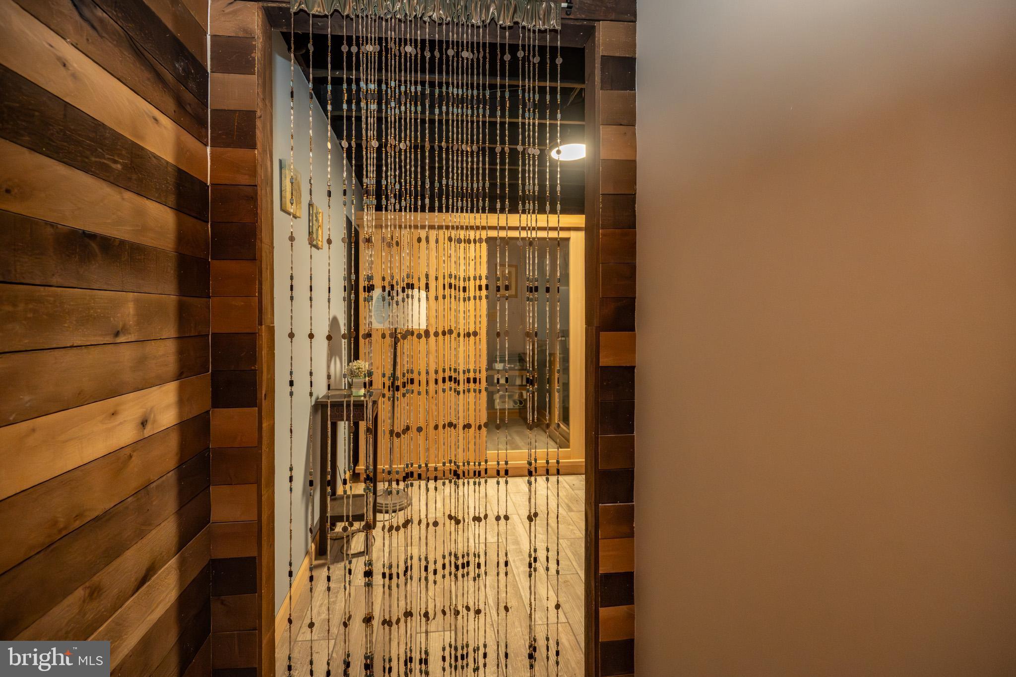 CHESTNUT GROVE - Residential