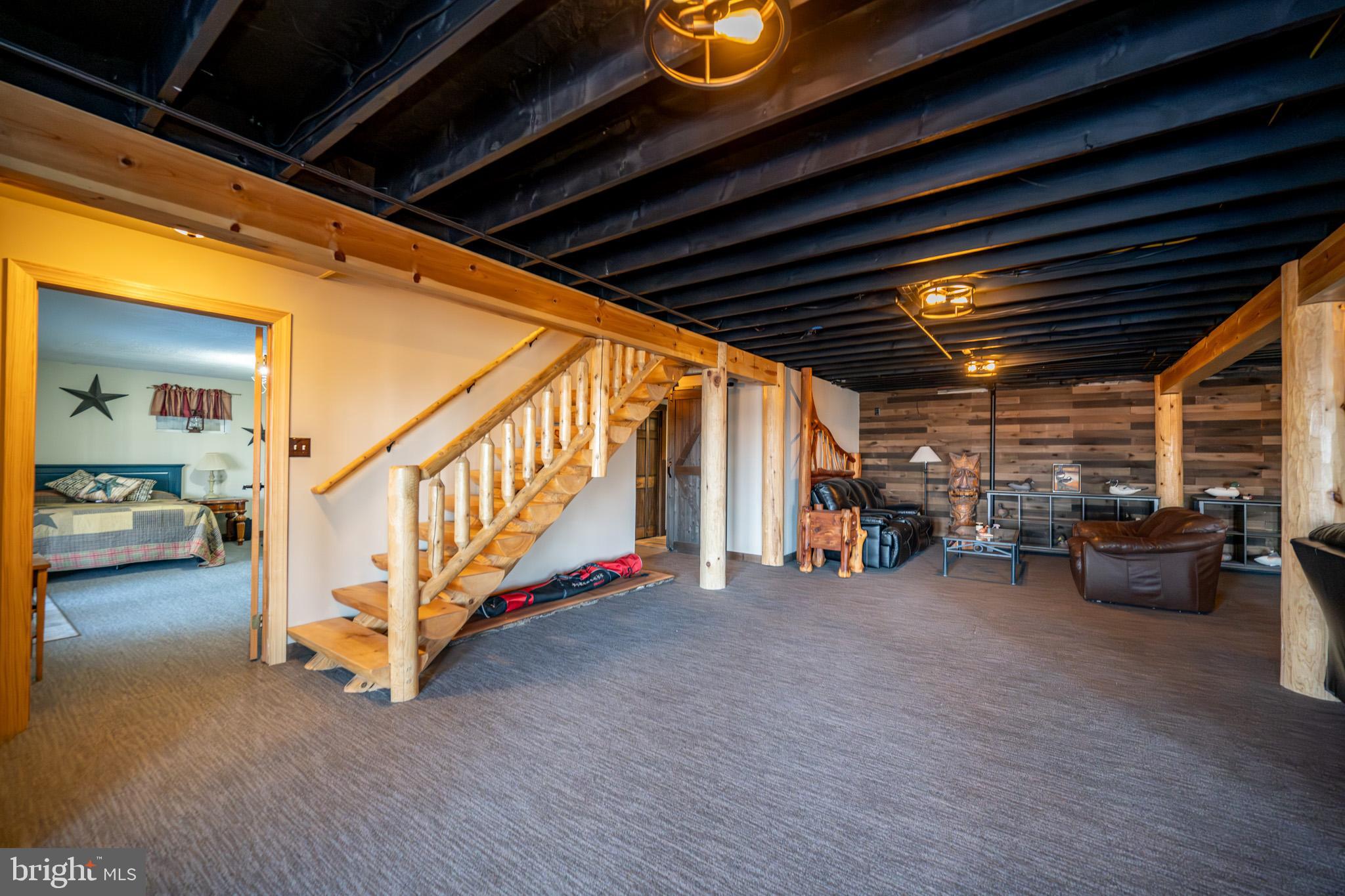 CHESTNUT GROVE - Residential