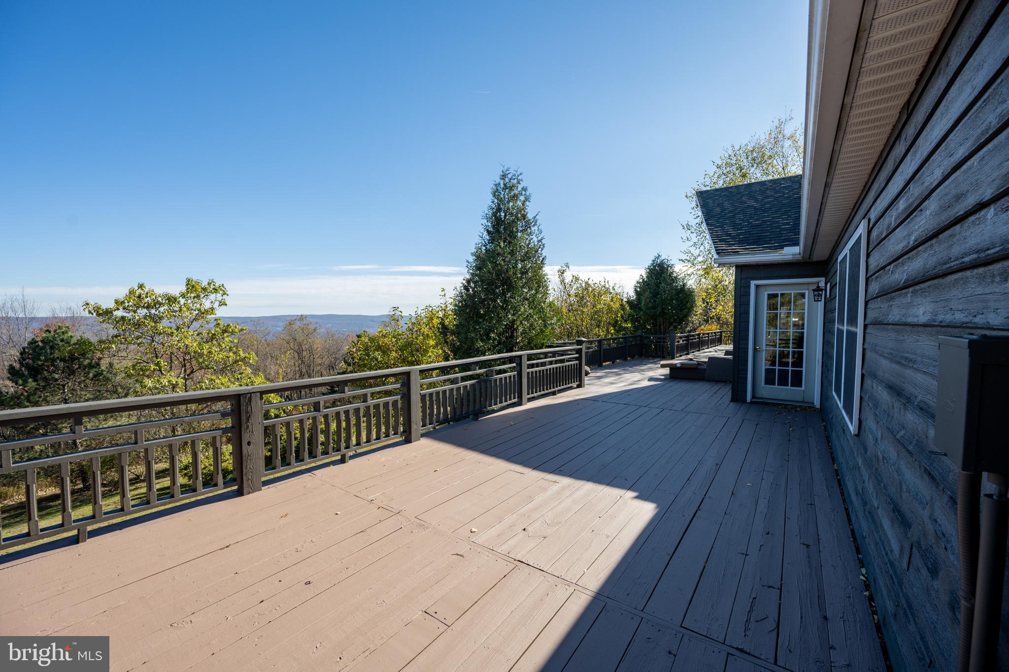 CHESTNUT GROVE - Residential