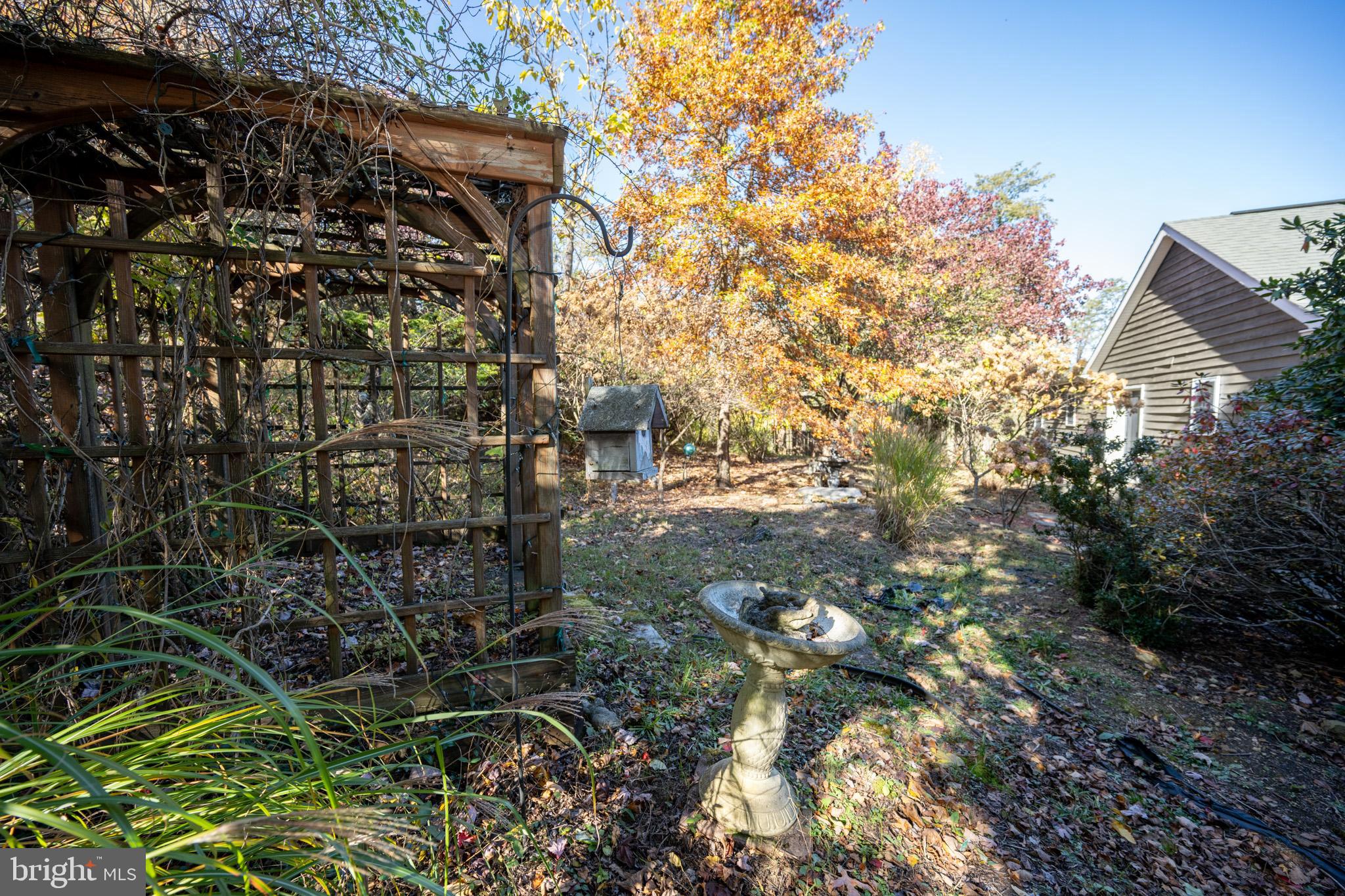 CHESTNUT GROVE - Residential