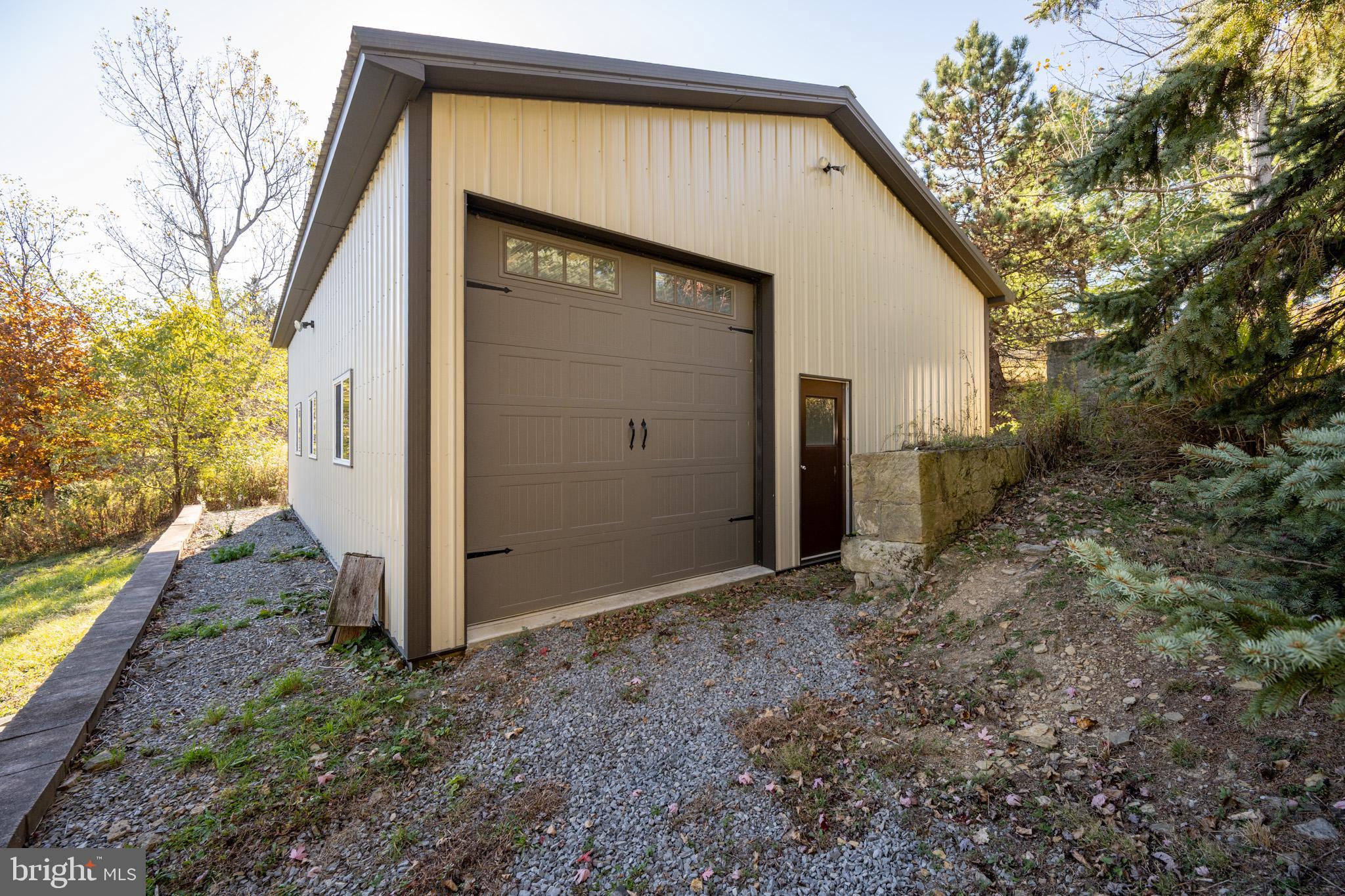 CHESTNUT GROVE - Residential