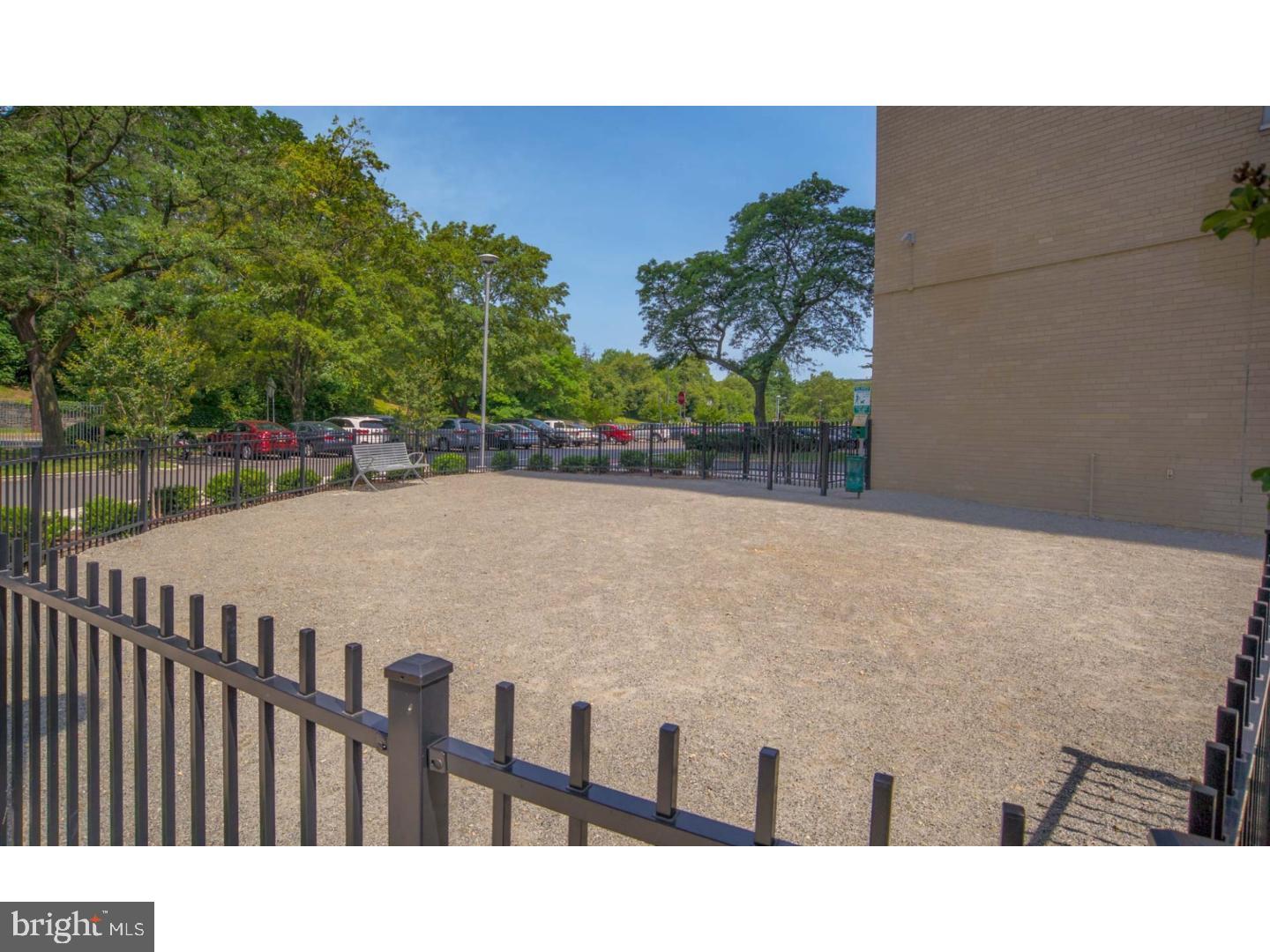 ART MUSEUM AREA - Residential Lease