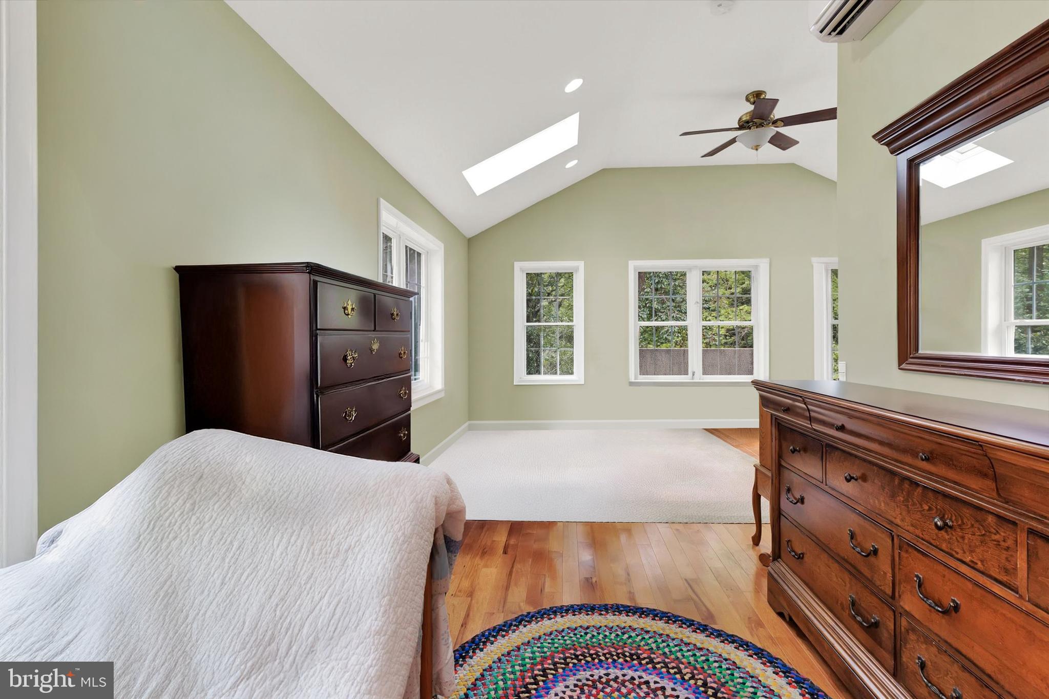 SPRINGETTSBURY TWP - Residential