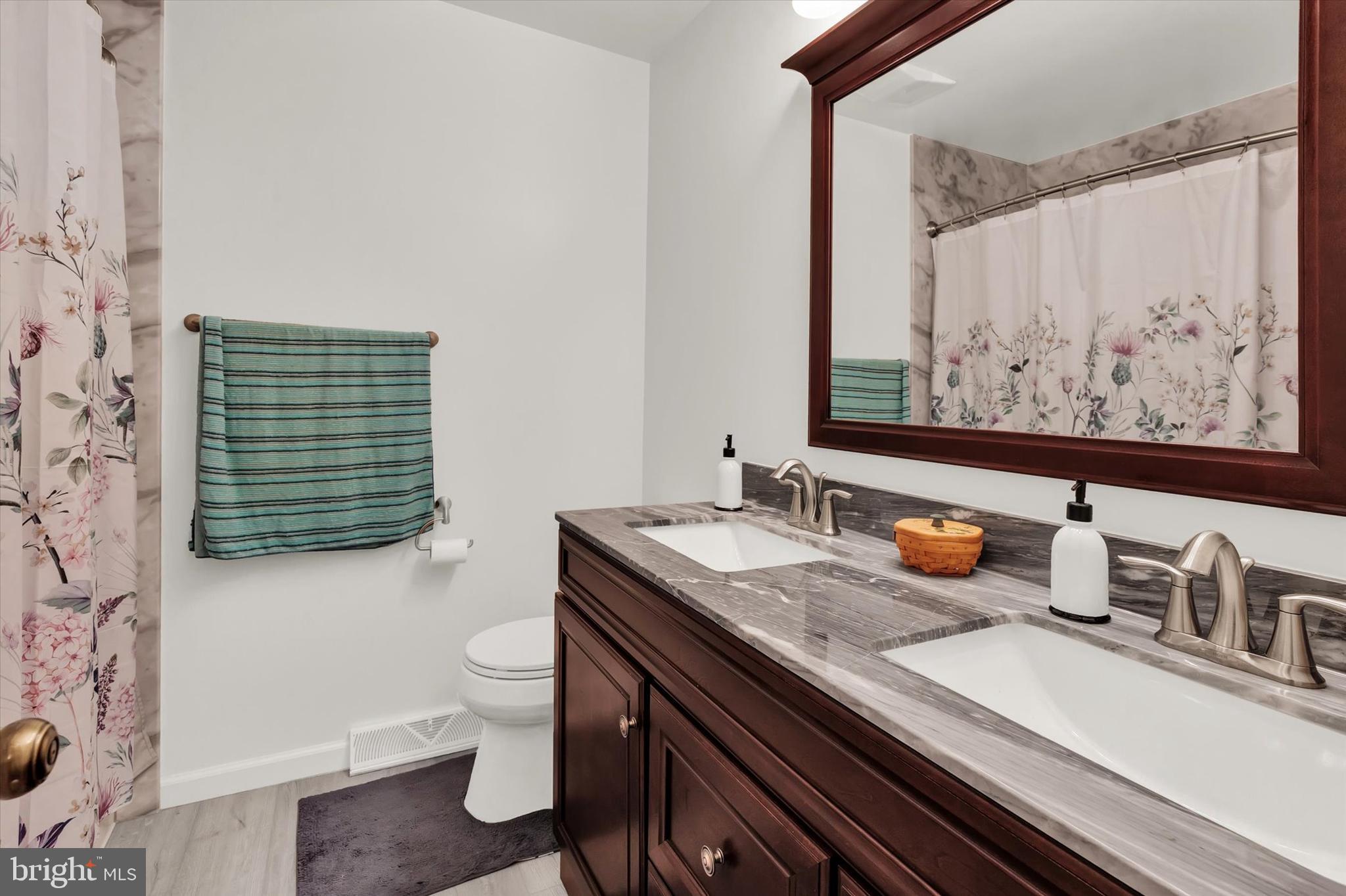 SPRINGETTSBURY TWP - Residential