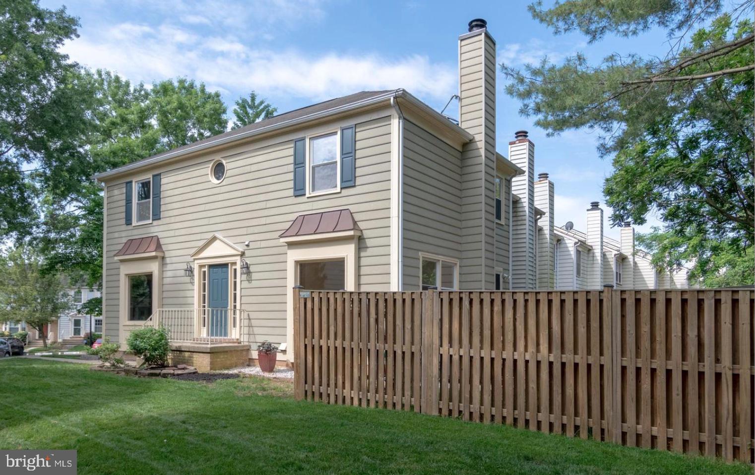 MANCHESTER LAKES - Residential Lease