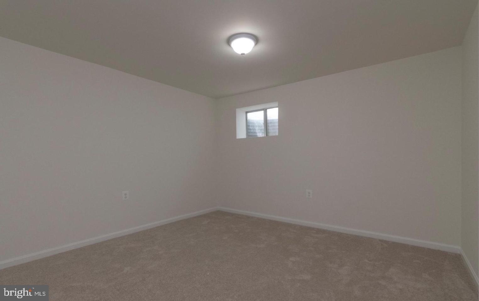 MANCHESTER LAKES - Residential Lease