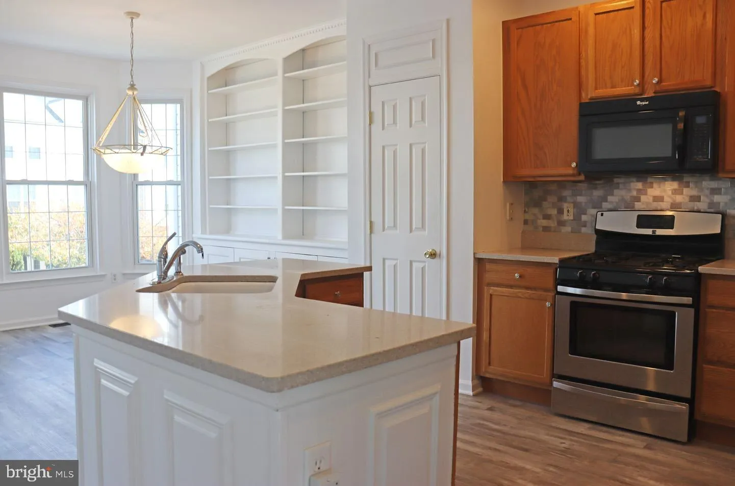 Wilmington, Delaware 19810, United States, 3 Bedrooms Bedrooms, ,4 BathroomsBathrooms,Residential,Pending,79820