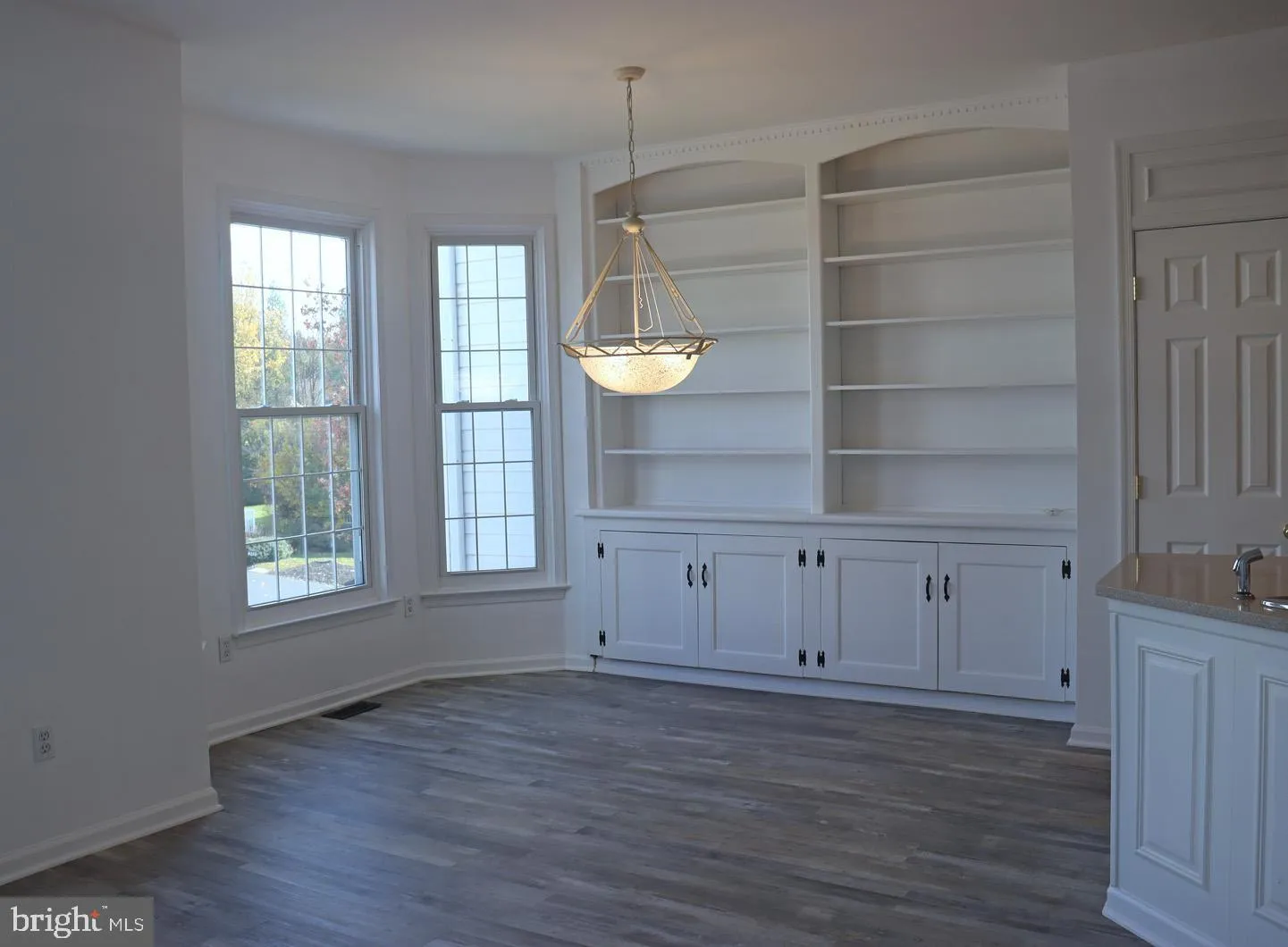 Wilmington, Delaware 19810, United States, 3 Bedrooms Bedrooms, ,4 BathroomsBathrooms,Residential,Pending,79820