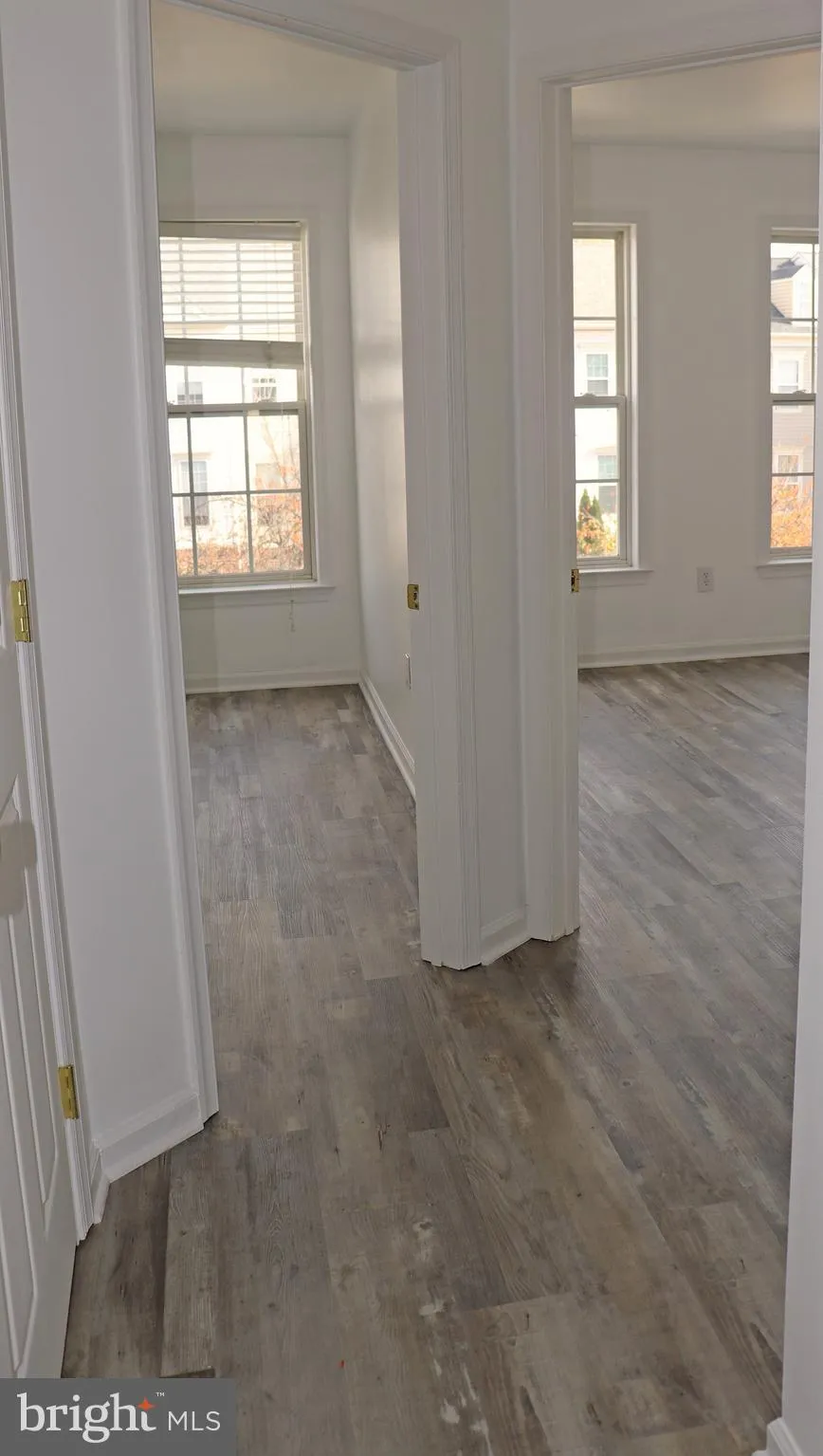 Wilmington, Delaware 19810, United States, 3 Bedrooms Bedrooms, ,4 BathroomsBathrooms,Residential,Pending,79820