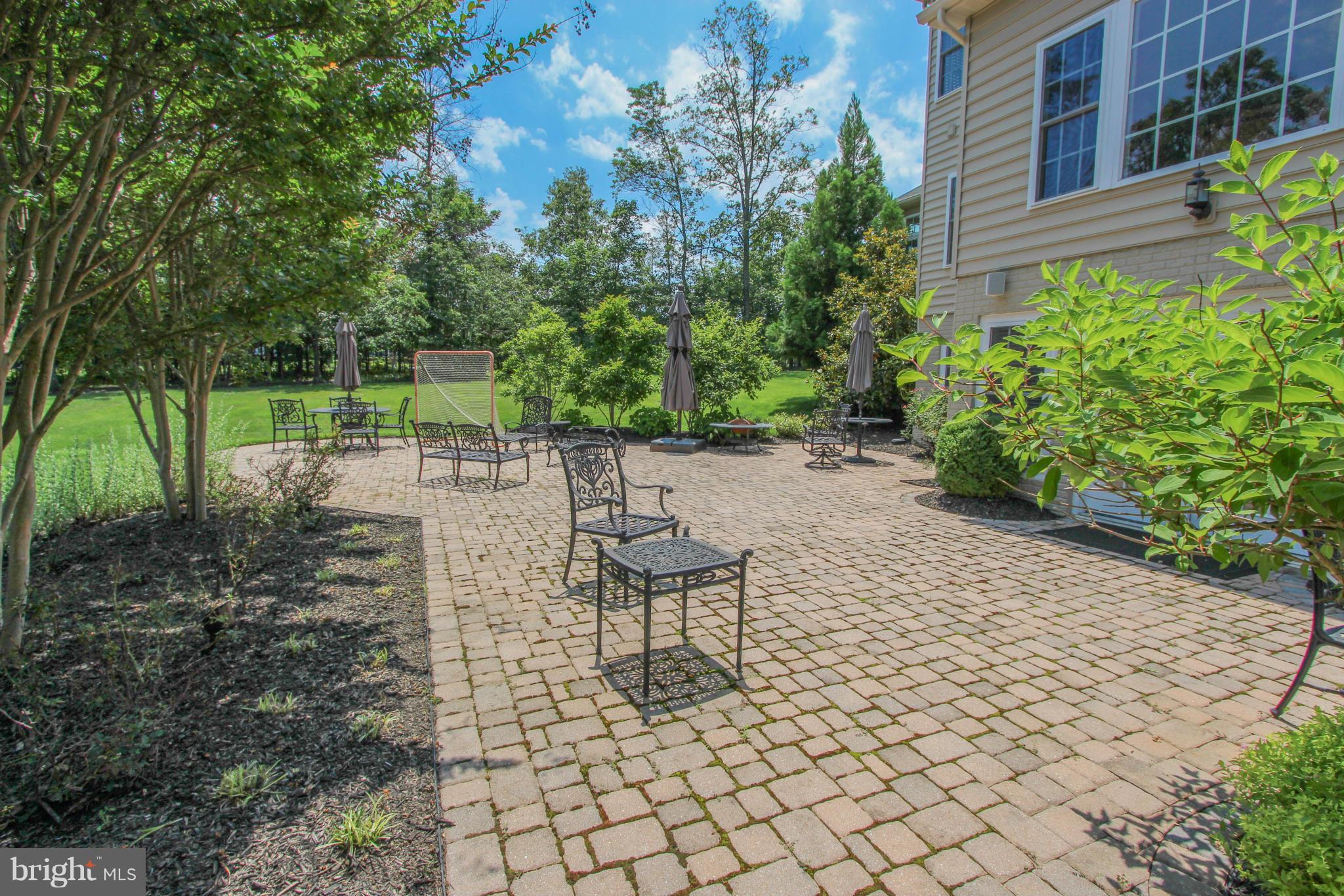 CEDAR CREST - Residential