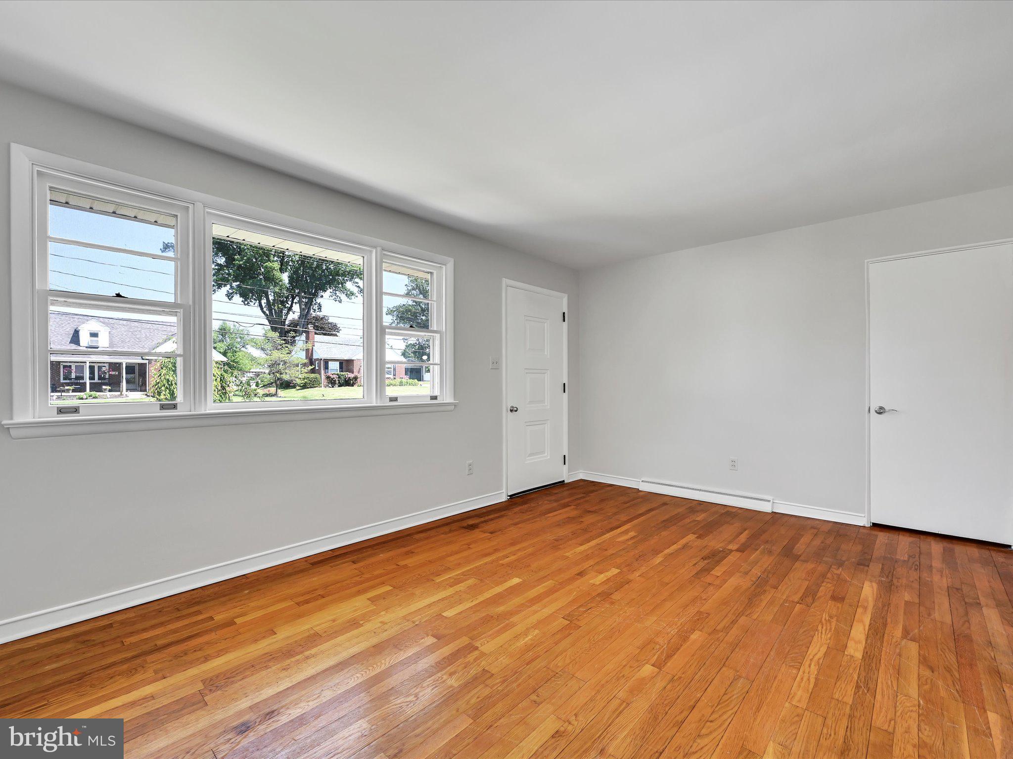 MANOR TWP - Residential