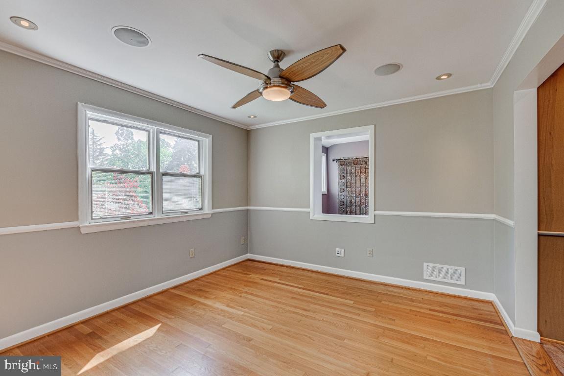 WEST ARLINGTON - Residential