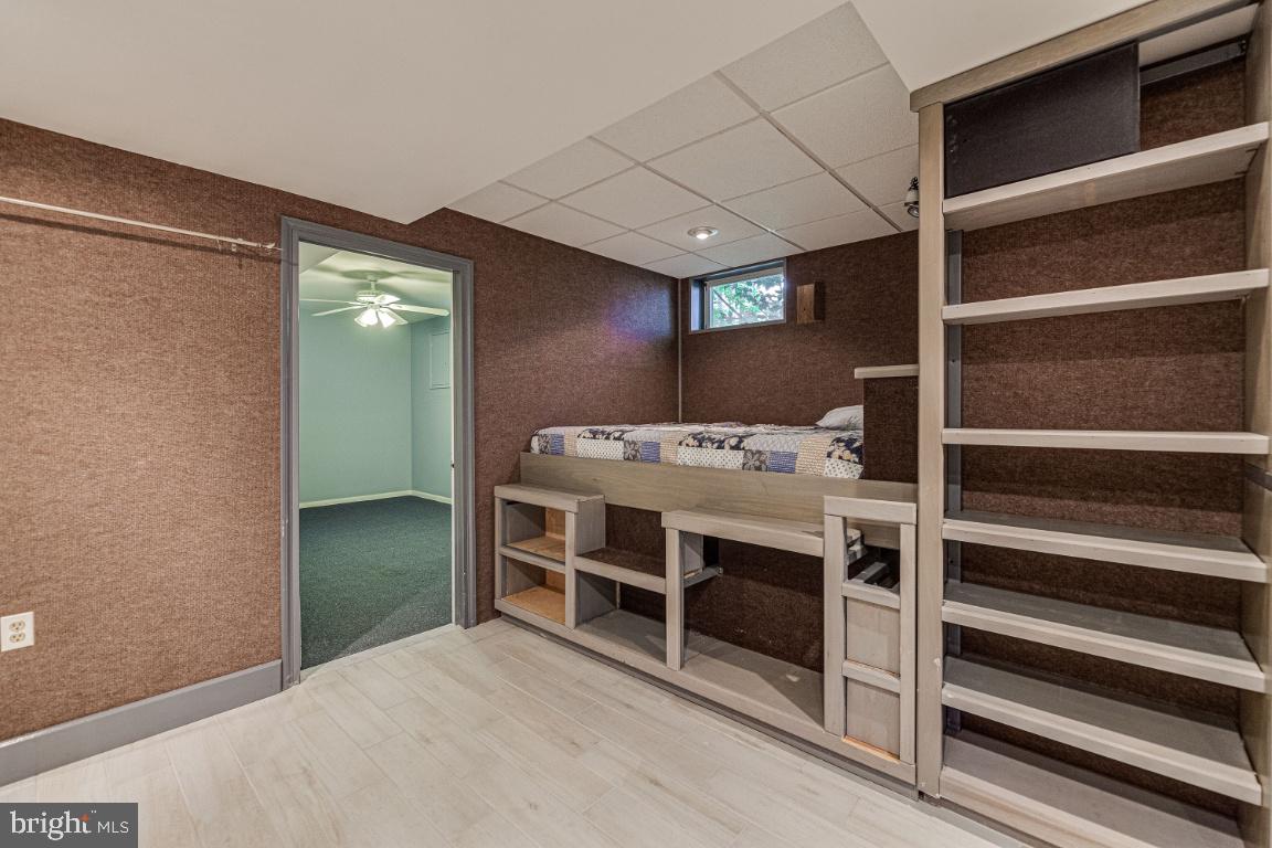 WEST ARLINGTON - Residential