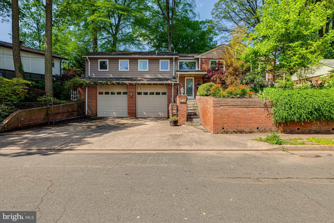 WEST ARLINGTON - Residential