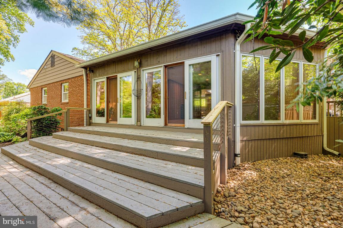 WEST ARLINGTON - Residential