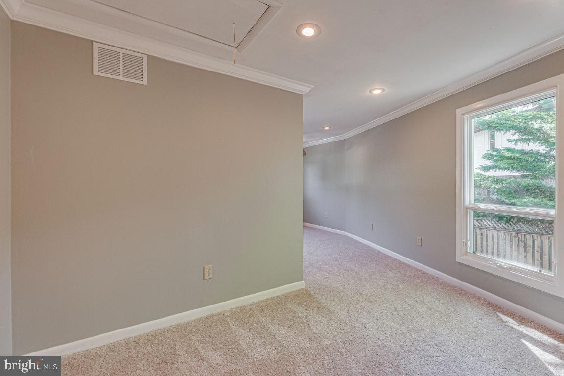 WEST ARLINGTON - Residential