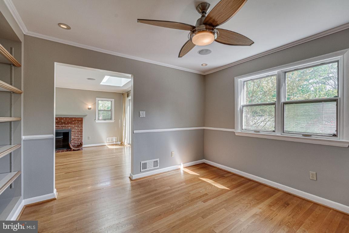 WEST ARLINGTON - Residential