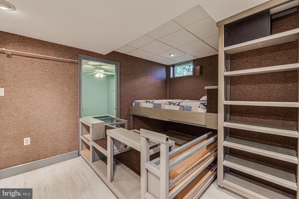 WEST ARLINGTON - Residential
