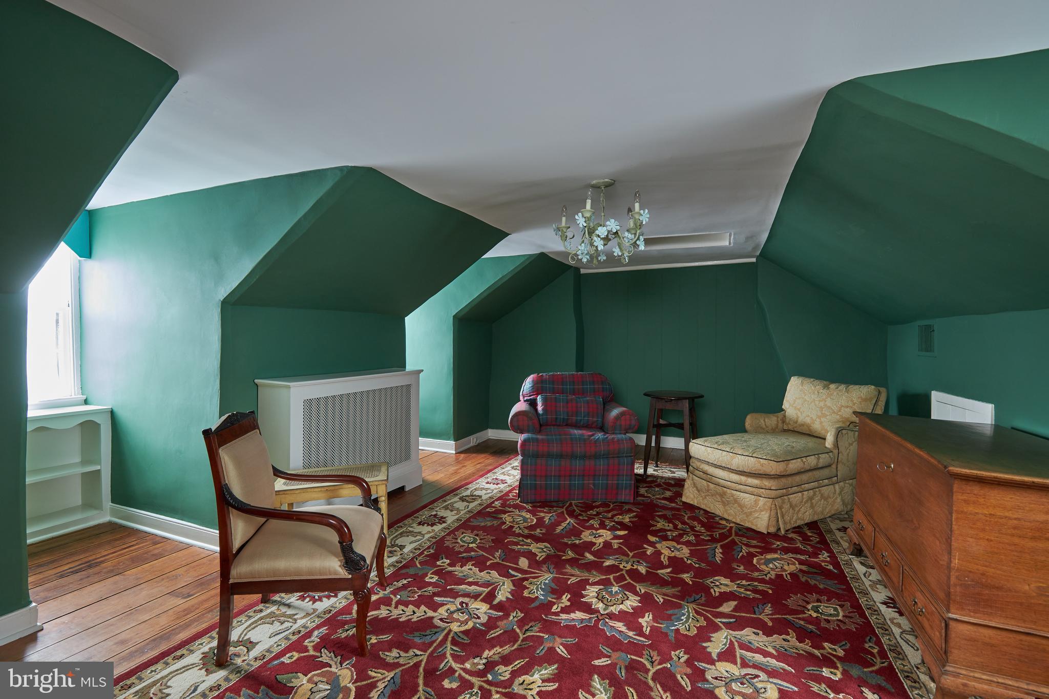 OLD TOWN ALEXANDRIA - Residential