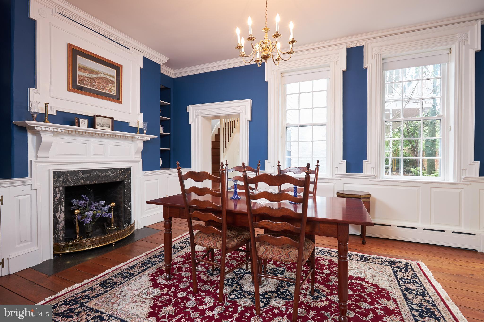 OLD TOWN ALEXANDRIA - Residential