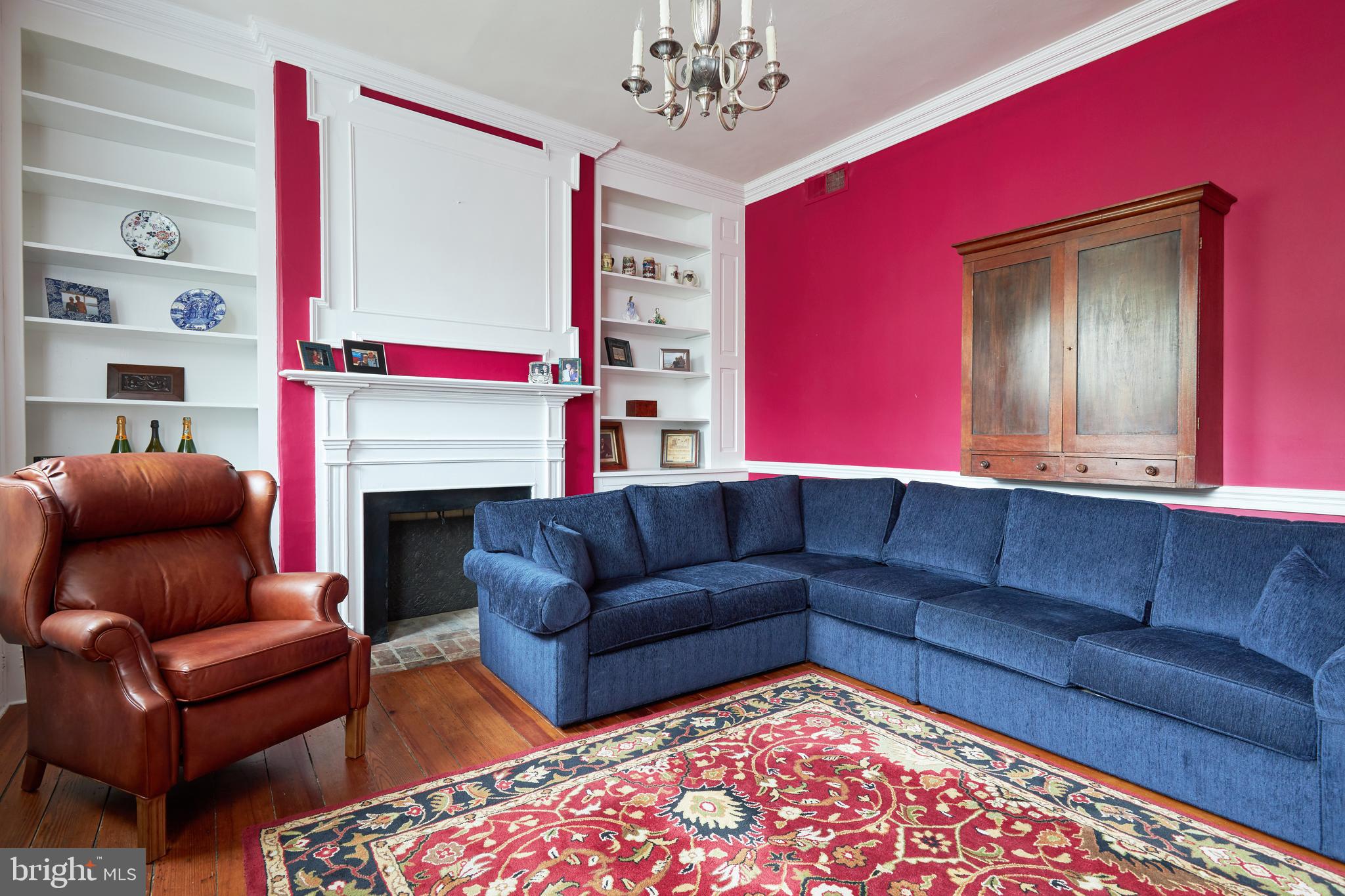 OLD TOWN ALEXANDRIA - Residential