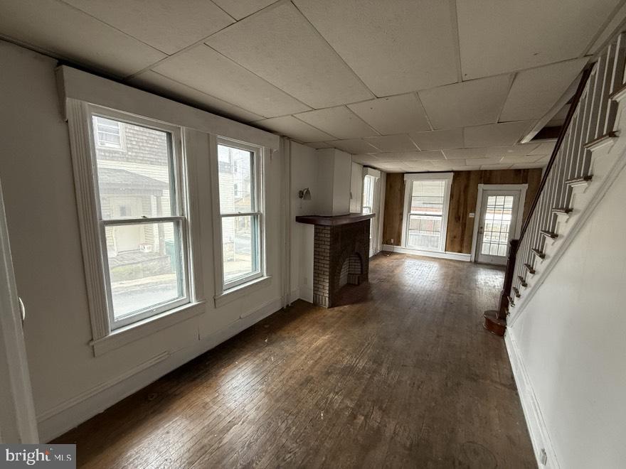 NONE AVAILABEL - Residential