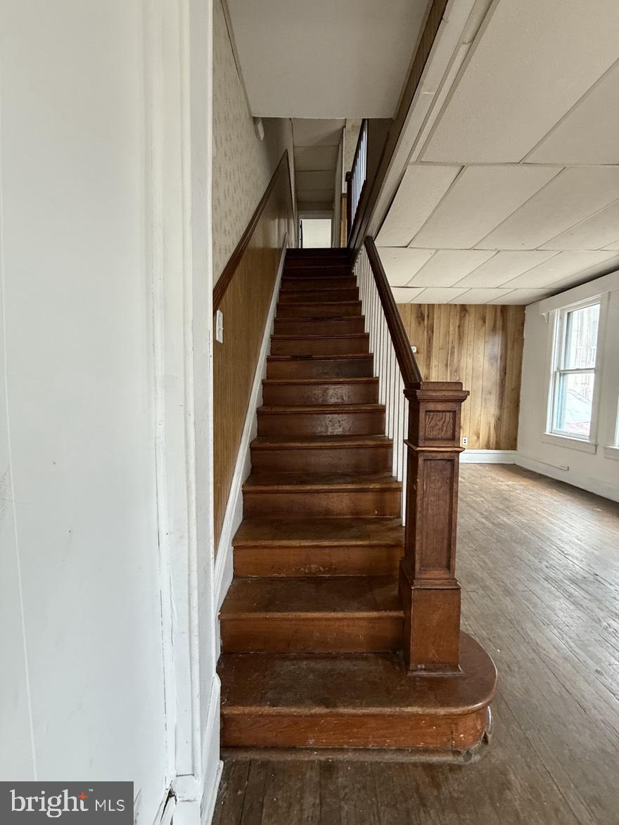 NONE AVAILABEL - Residential