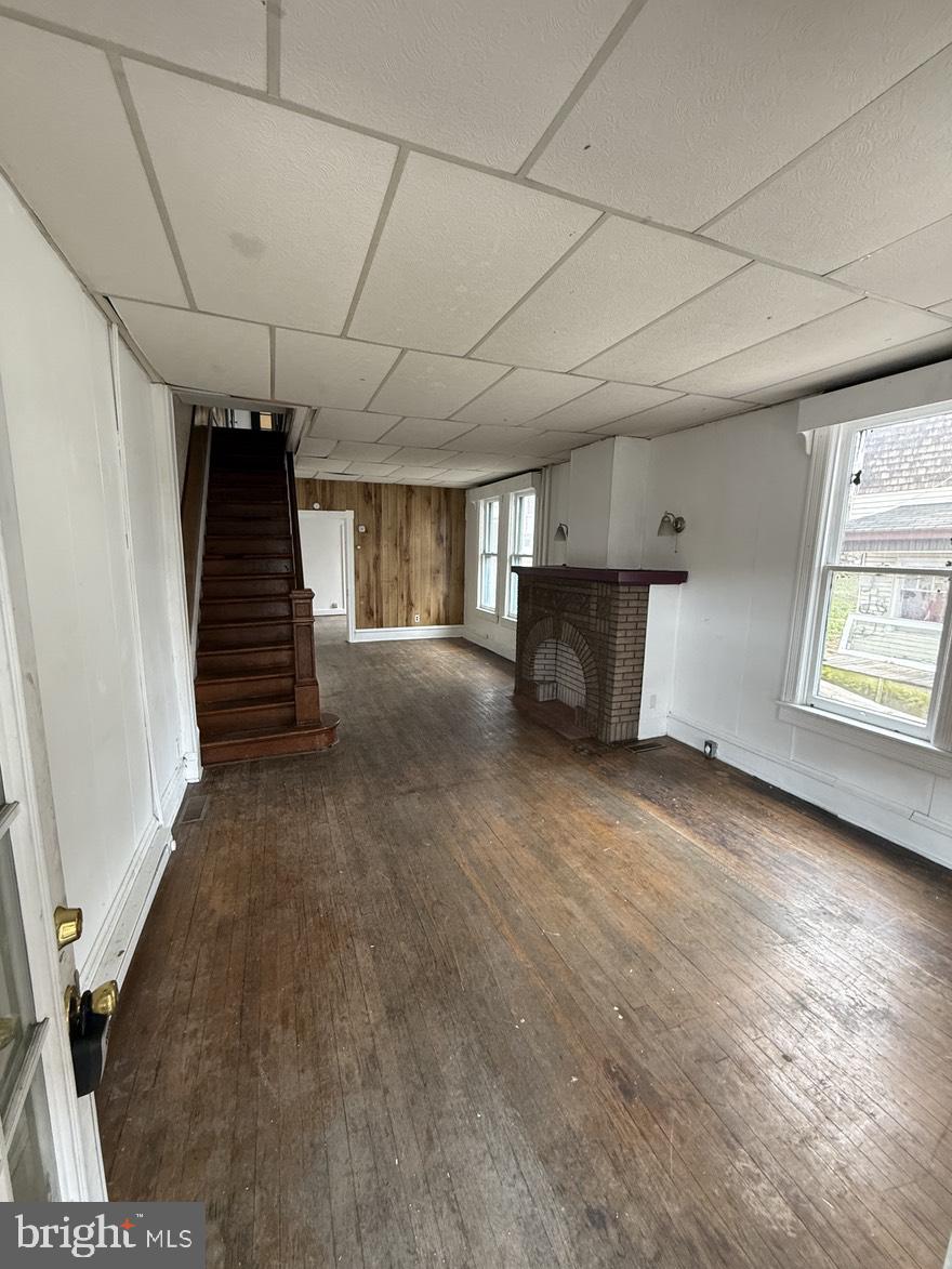 NONE AVAILABEL - Residential