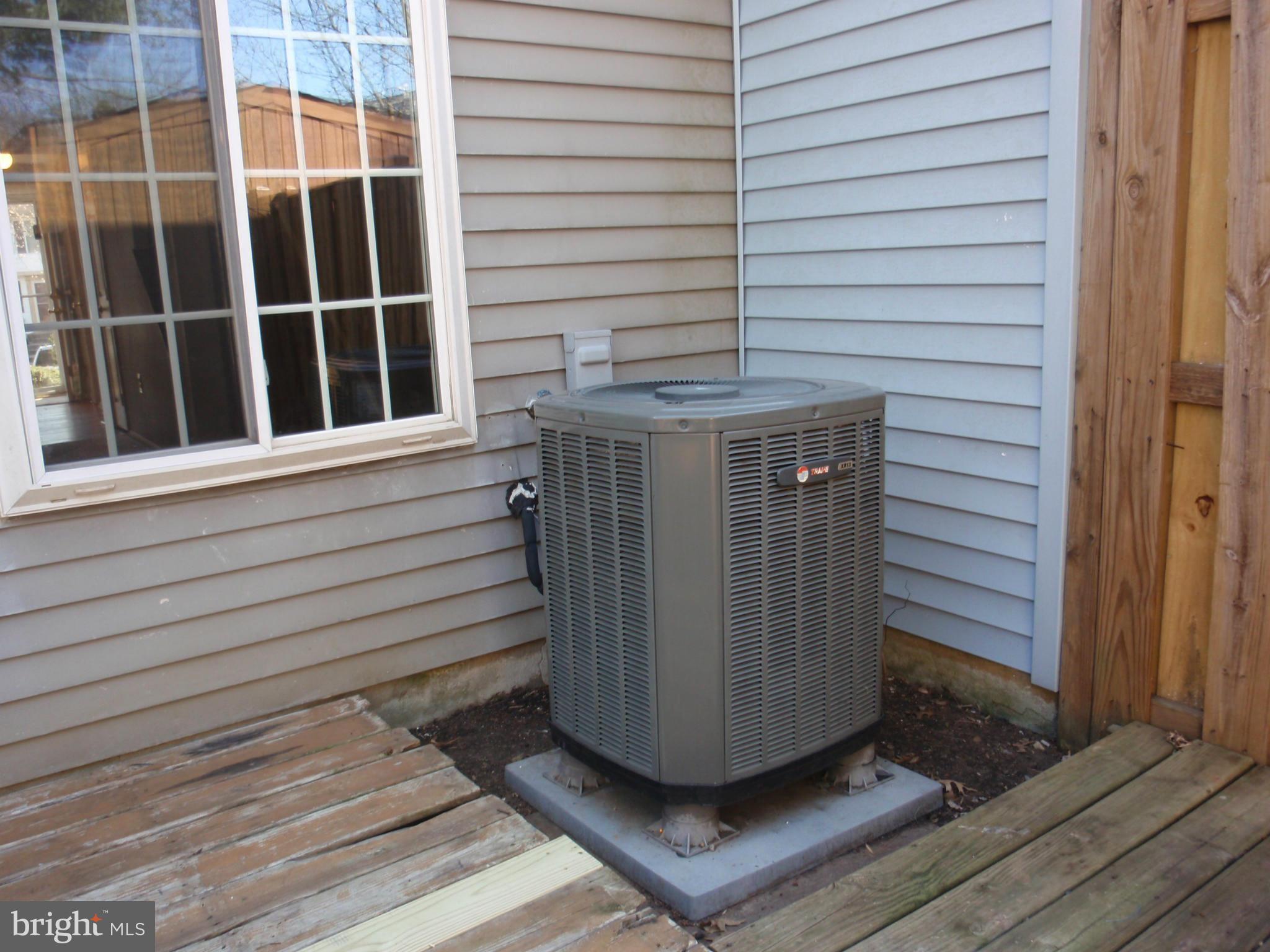 NEWINGTON COMMONS - Residential