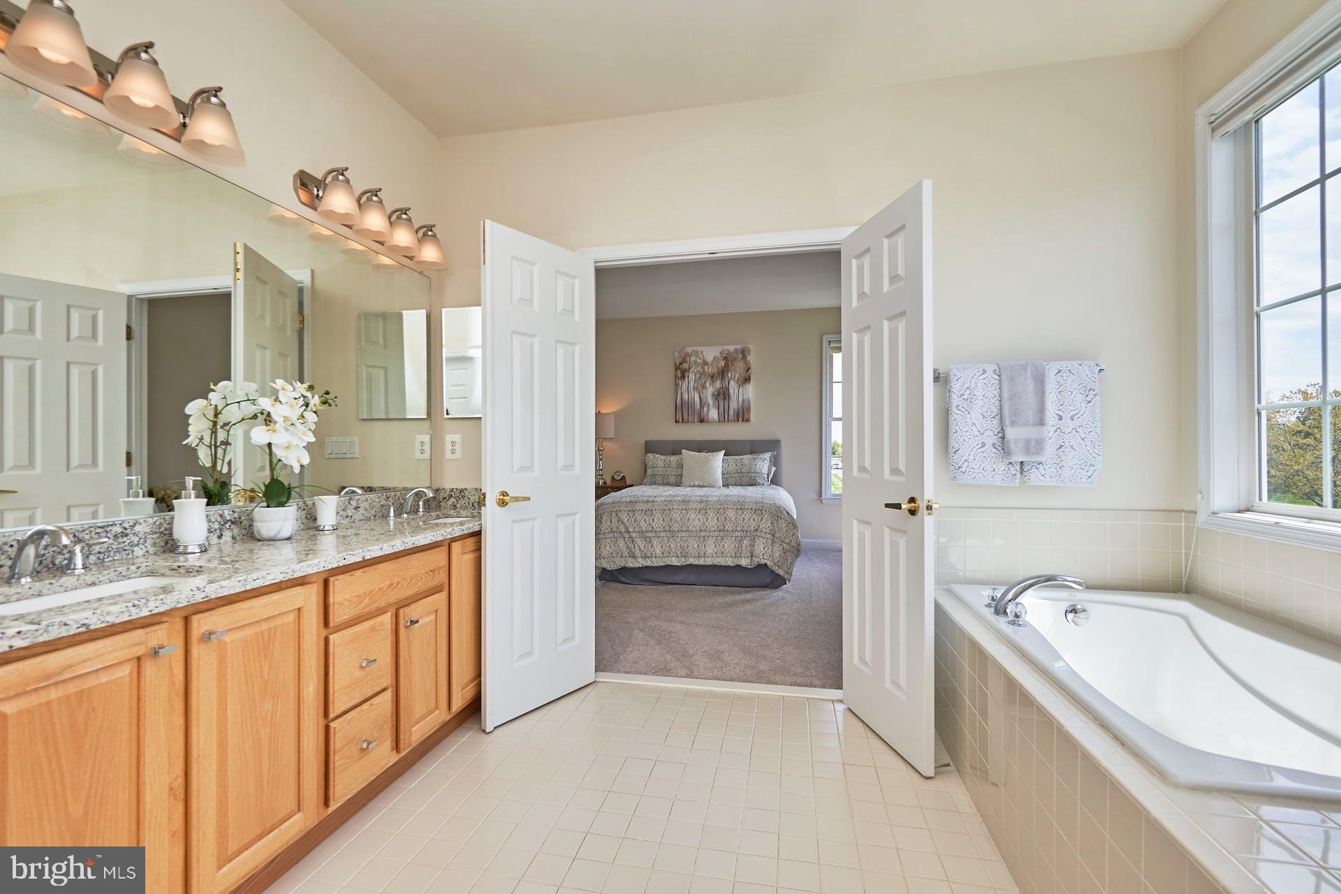 HERITAGE HUNT - Residential