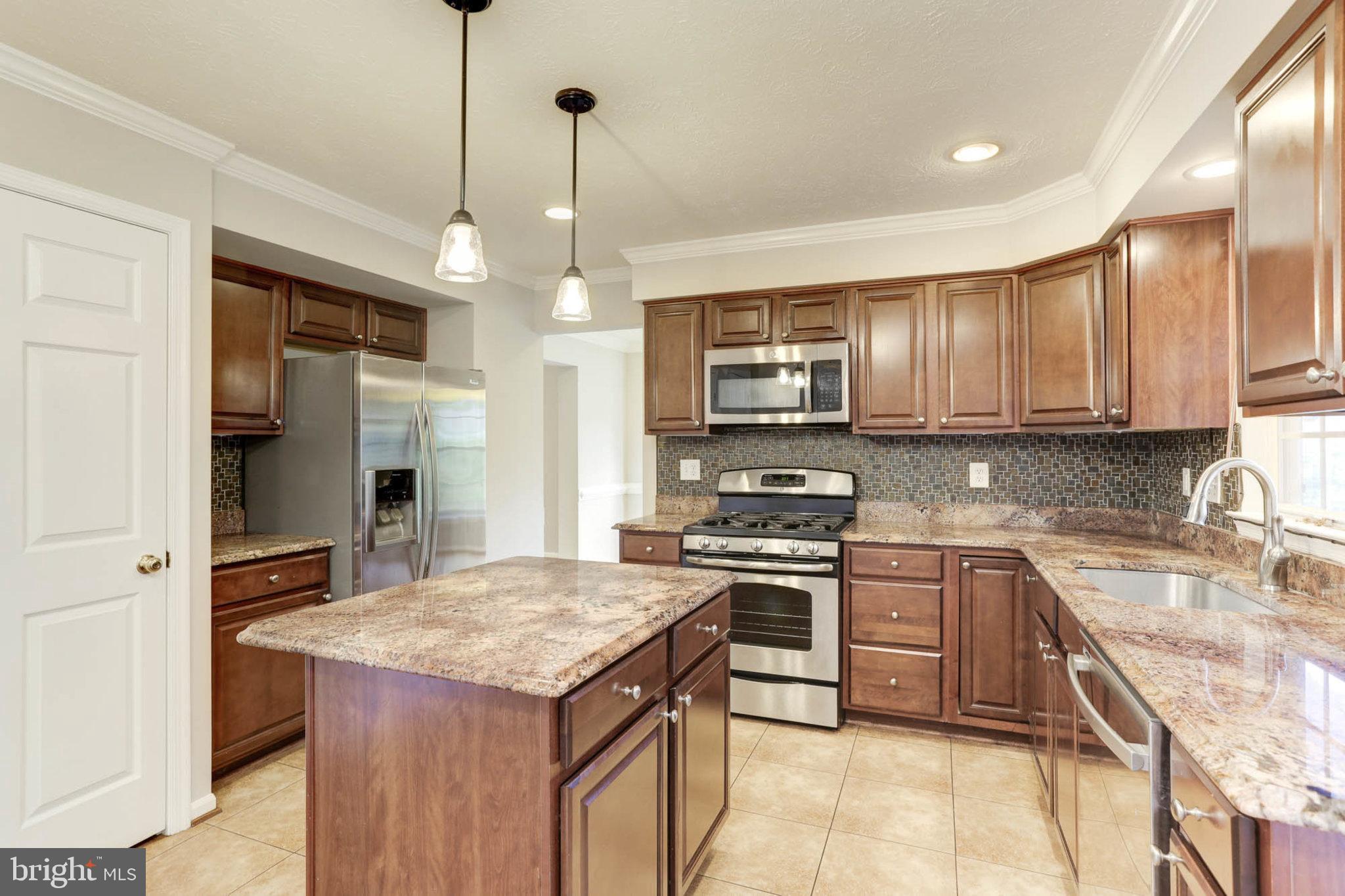 VILLAGE OF RIVER HILL - Residential Lease