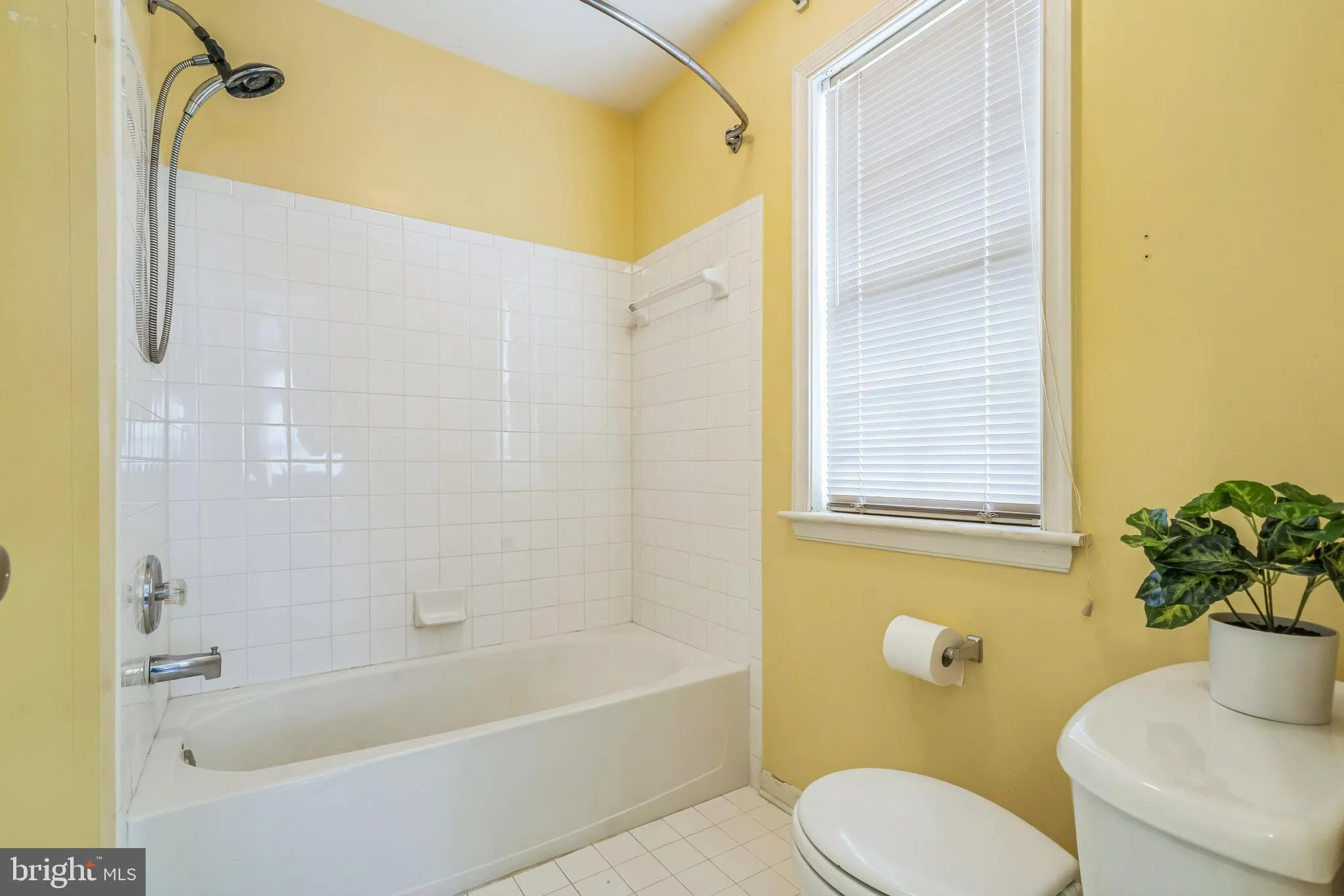 Randallstown, Maryland 21133, United States, 3 Bedrooms Bedrooms, ,3 BathroomsBathrooms,Residential,Pending,193669