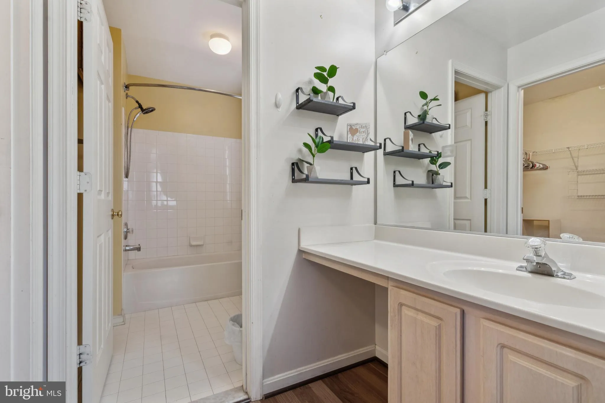 Randallstown, Maryland 21133, United States, 3 Bedrooms Bedrooms, ,3 BathroomsBathrooms,Residential,Pending,193669