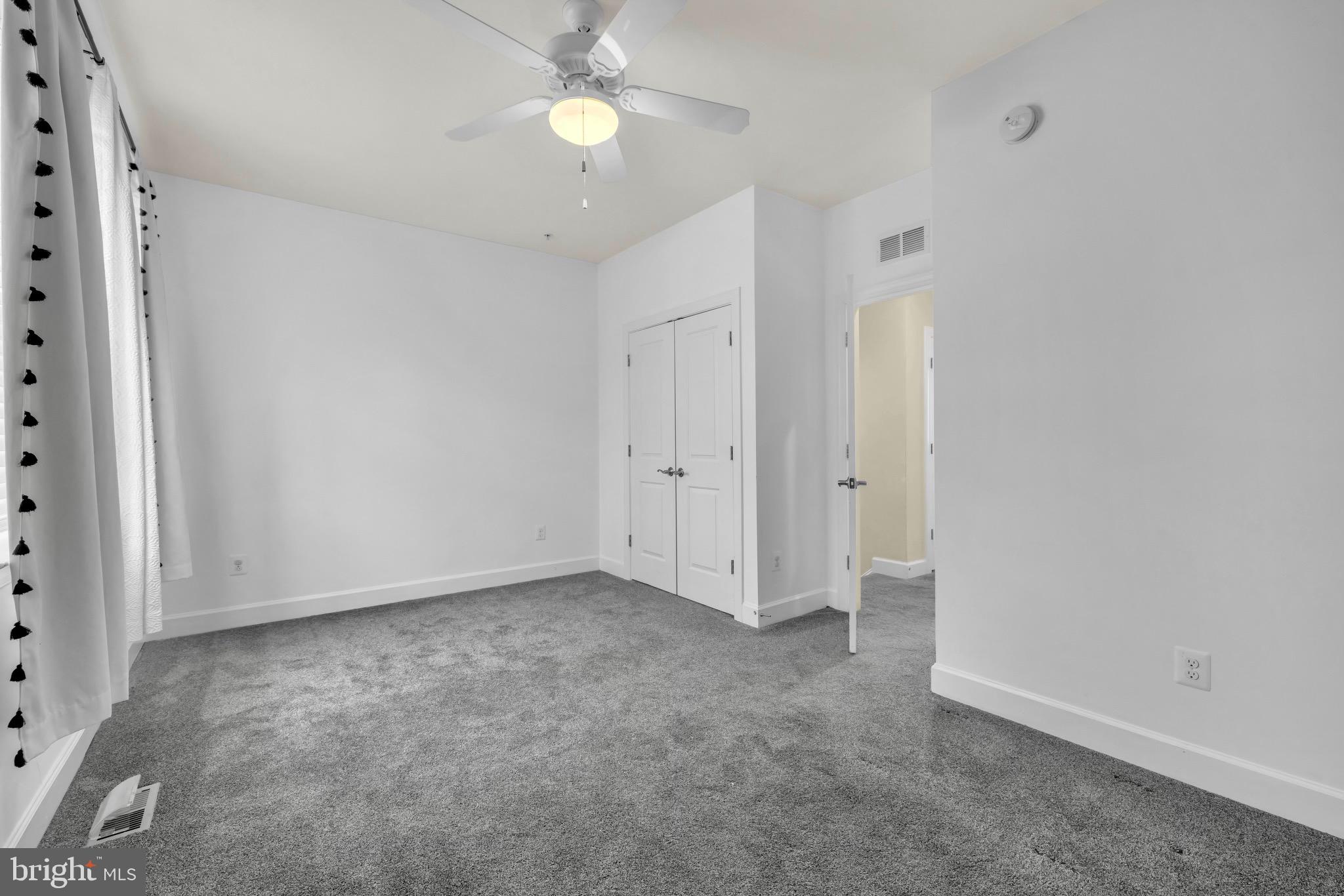 RIVERDALE PARK STATION - Residential