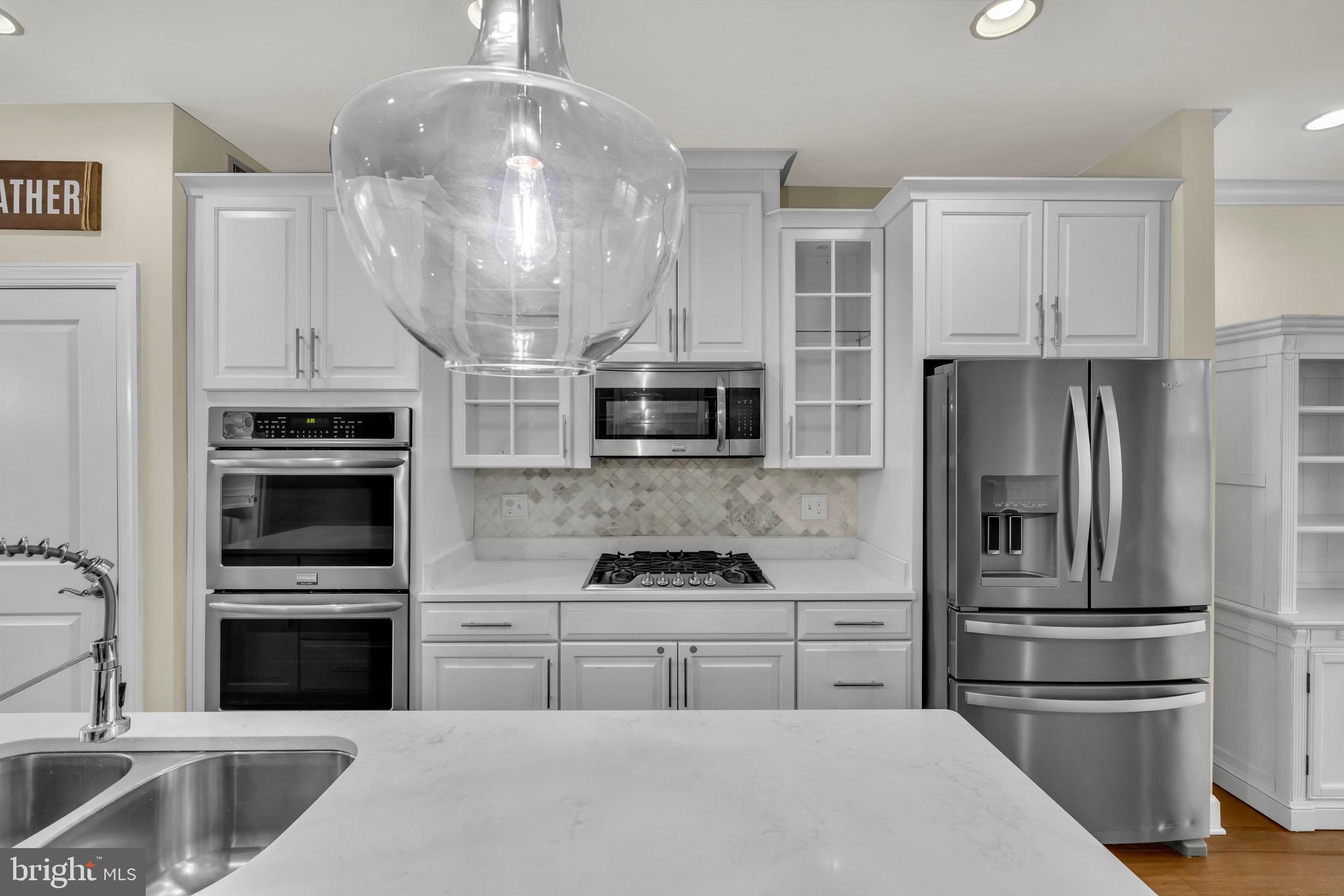 RIVERDALE PARK STATION - Residential