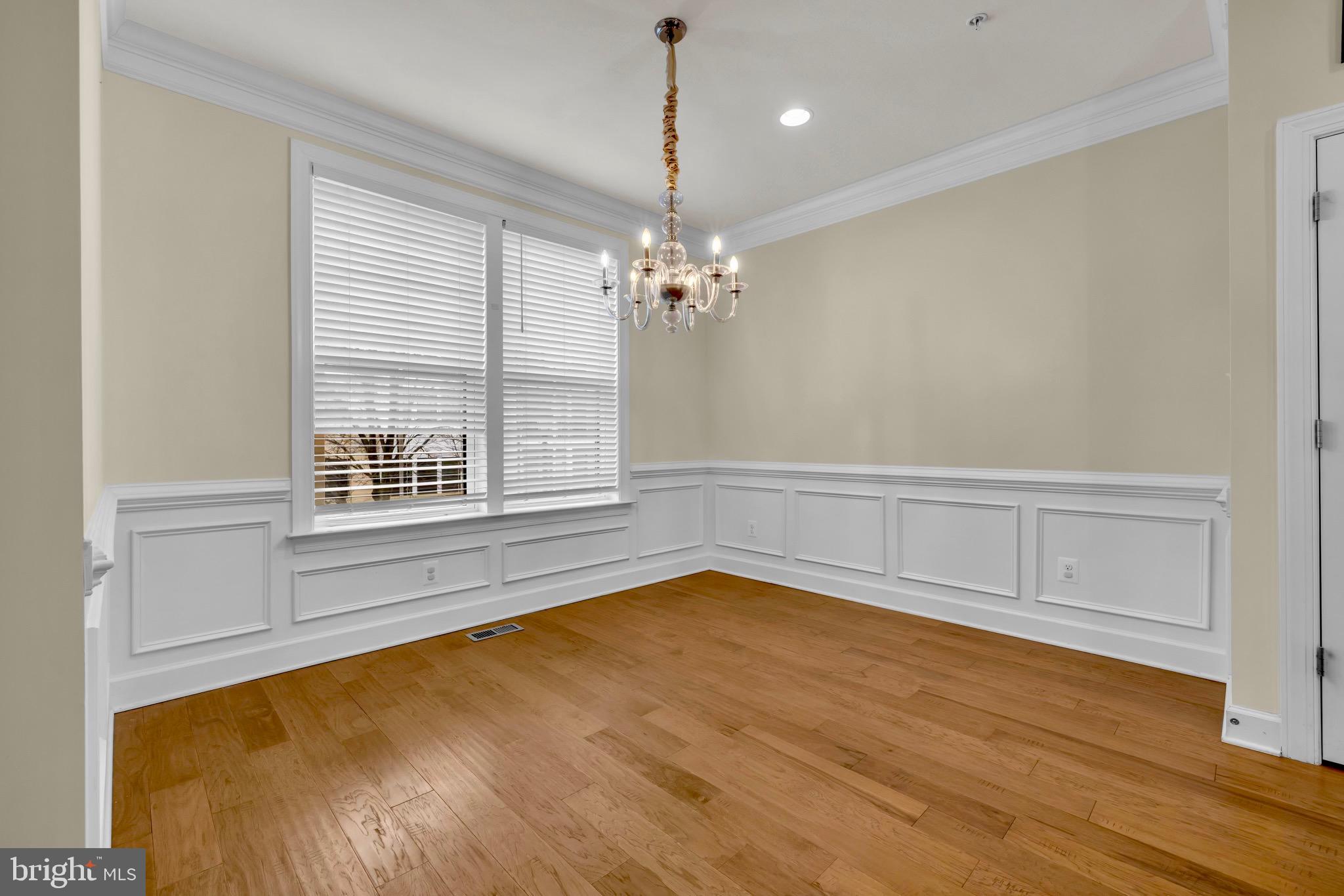 RIVERDALE PARK STATION - Residential