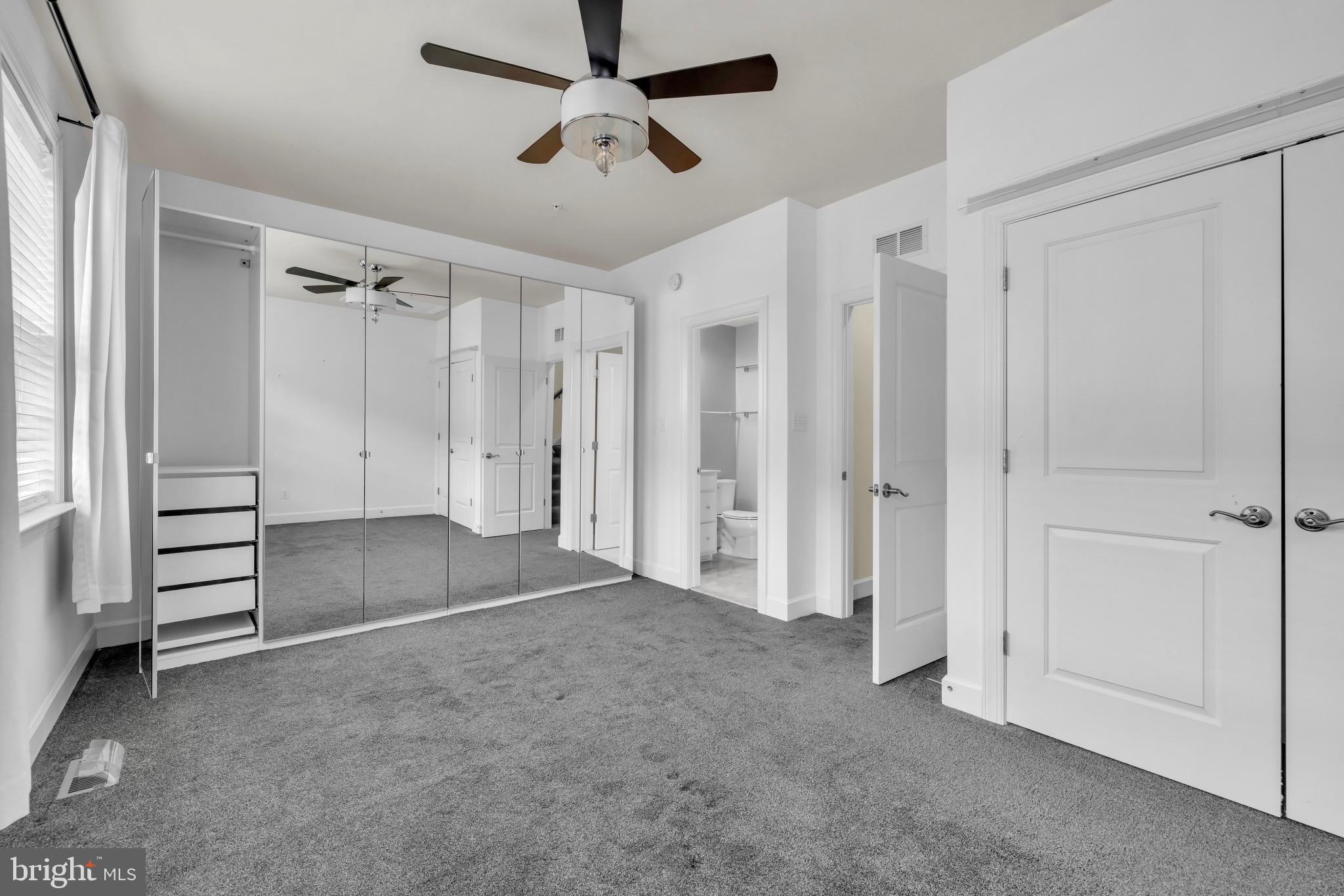 RIVERDALE PARK STATION - Residential