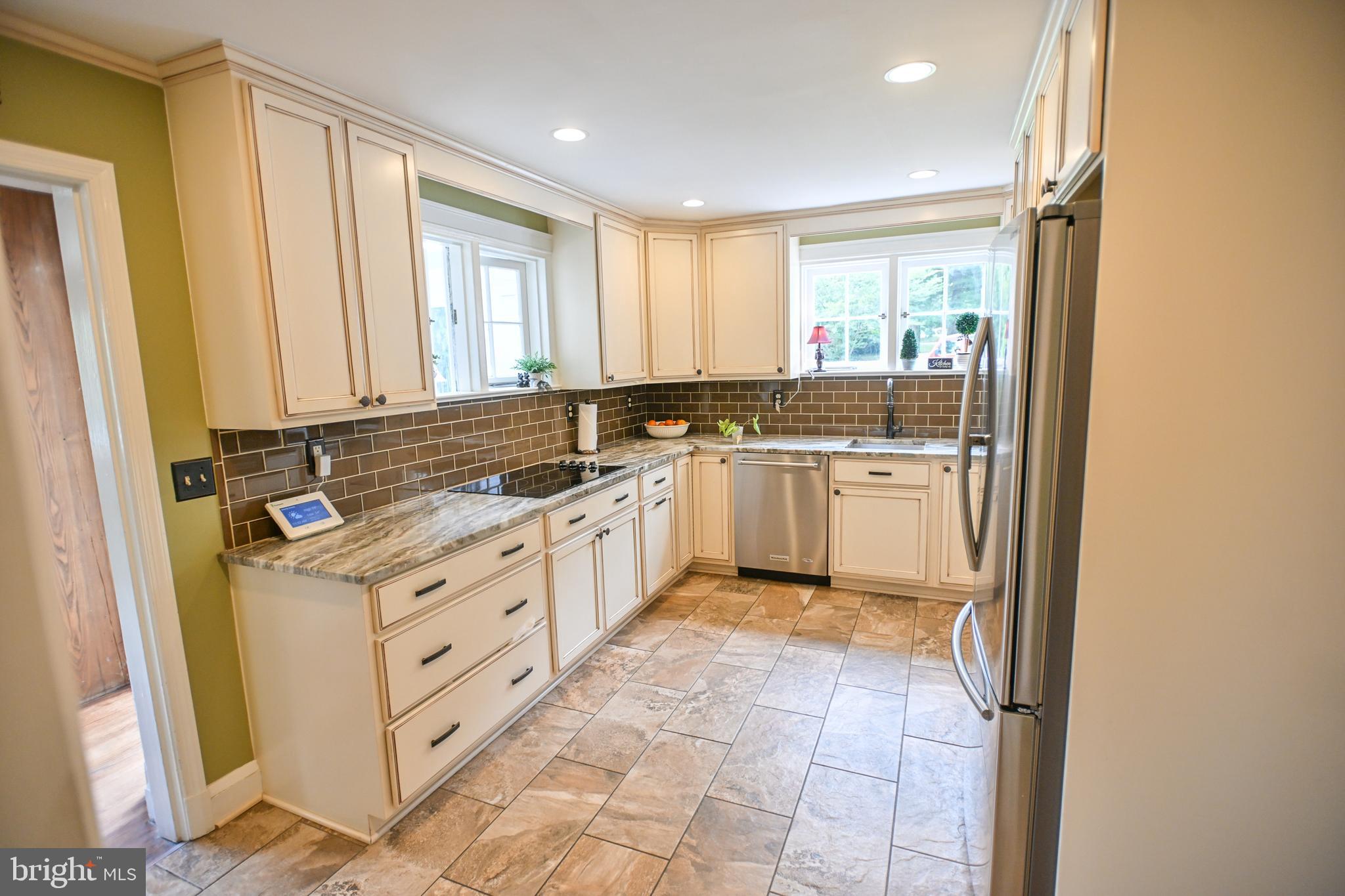 LAKEHURST - Residential