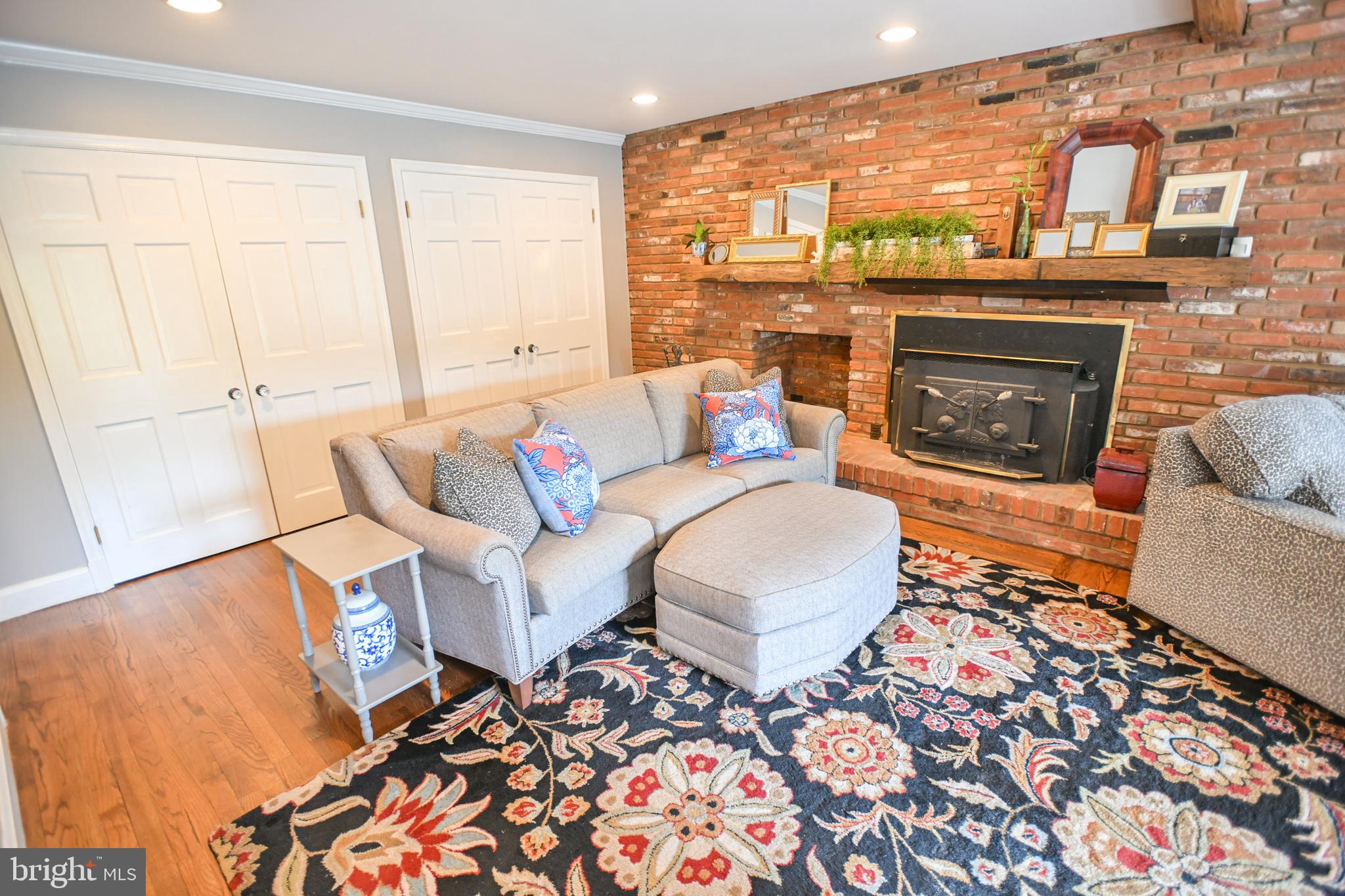 LAKEHURST - Residential