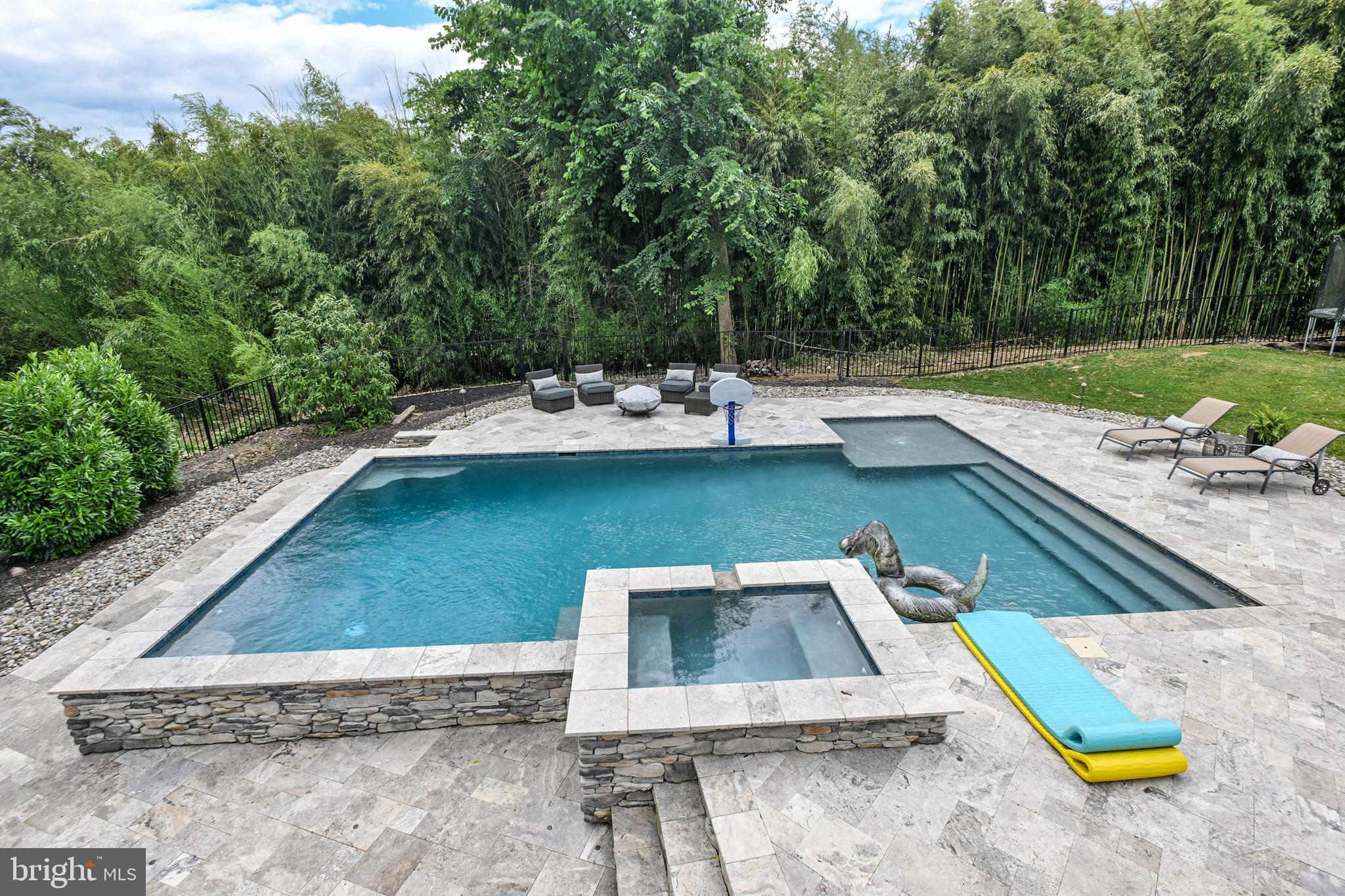 LAKEHURST - Residential