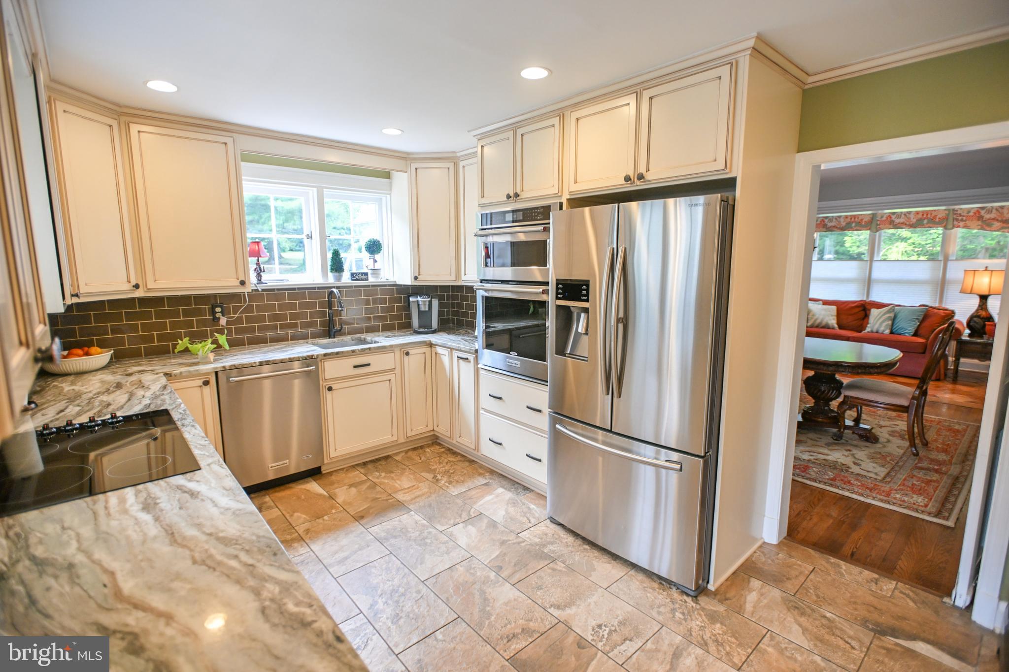 LAKEHURST - Residential