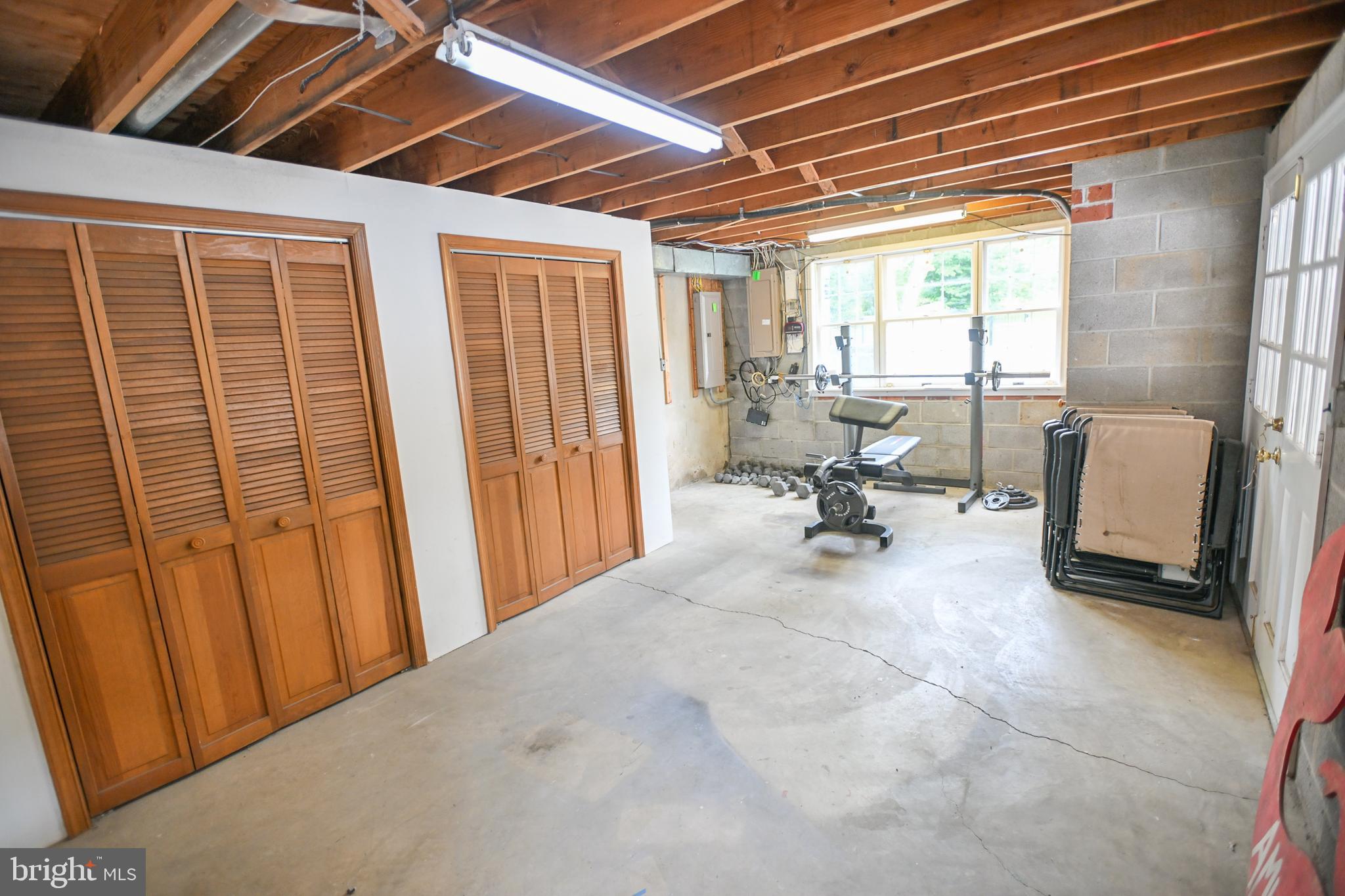 LAKEHURST - Residential