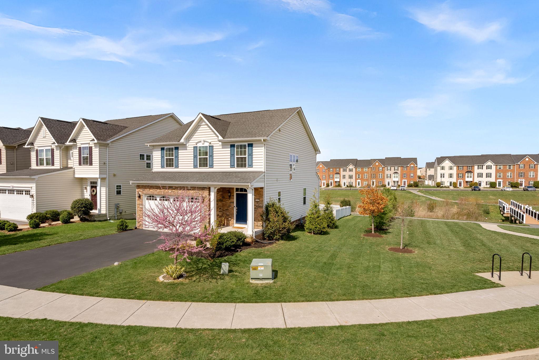 LINTON AT BALLENGER - Residential